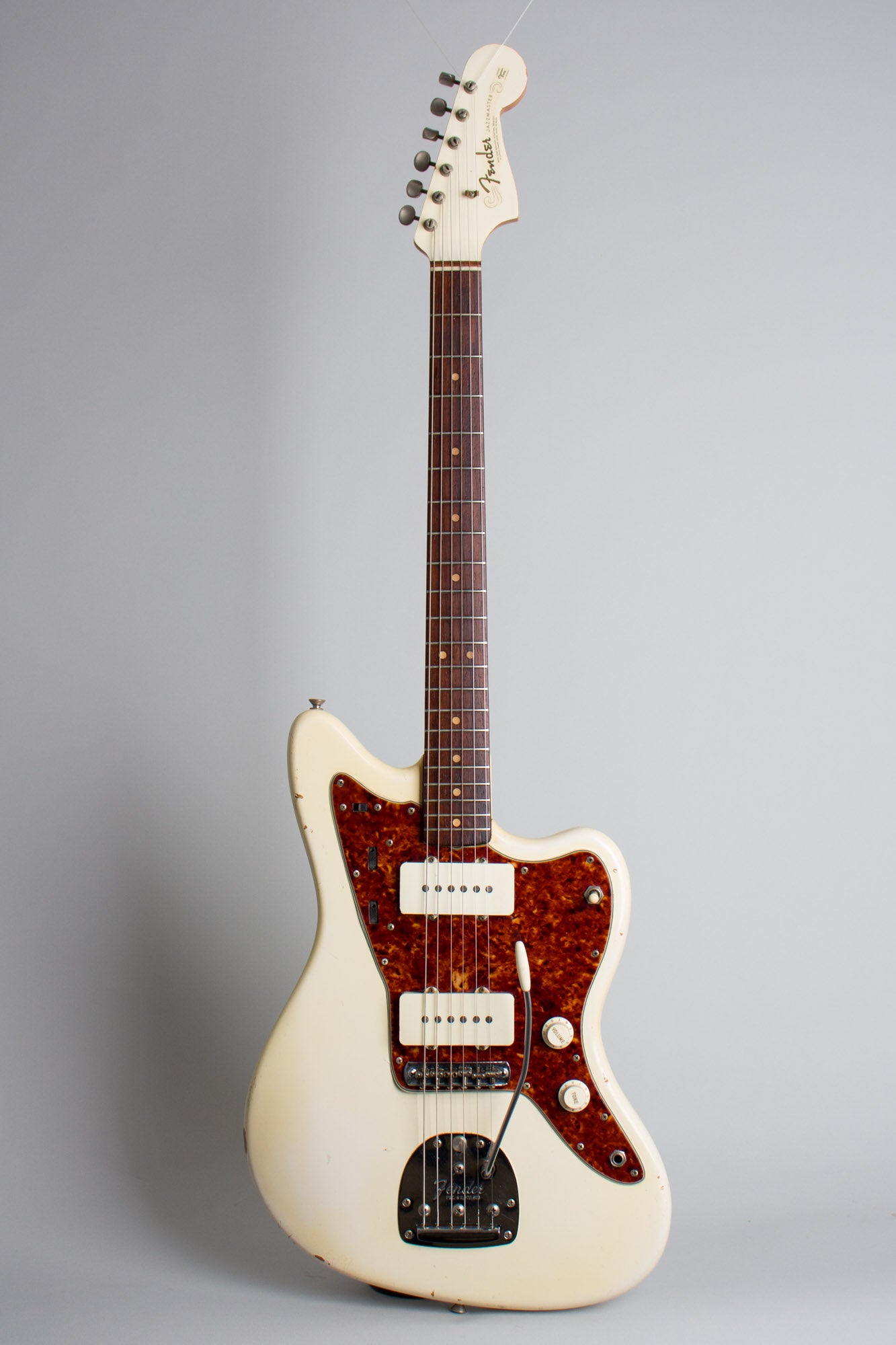 Fender Jazzmaster Solid Body Electric Guitar (1963) – RetroFret Fender Jazzmaster Solid Body Electric Guitar (1963) – RetroFret