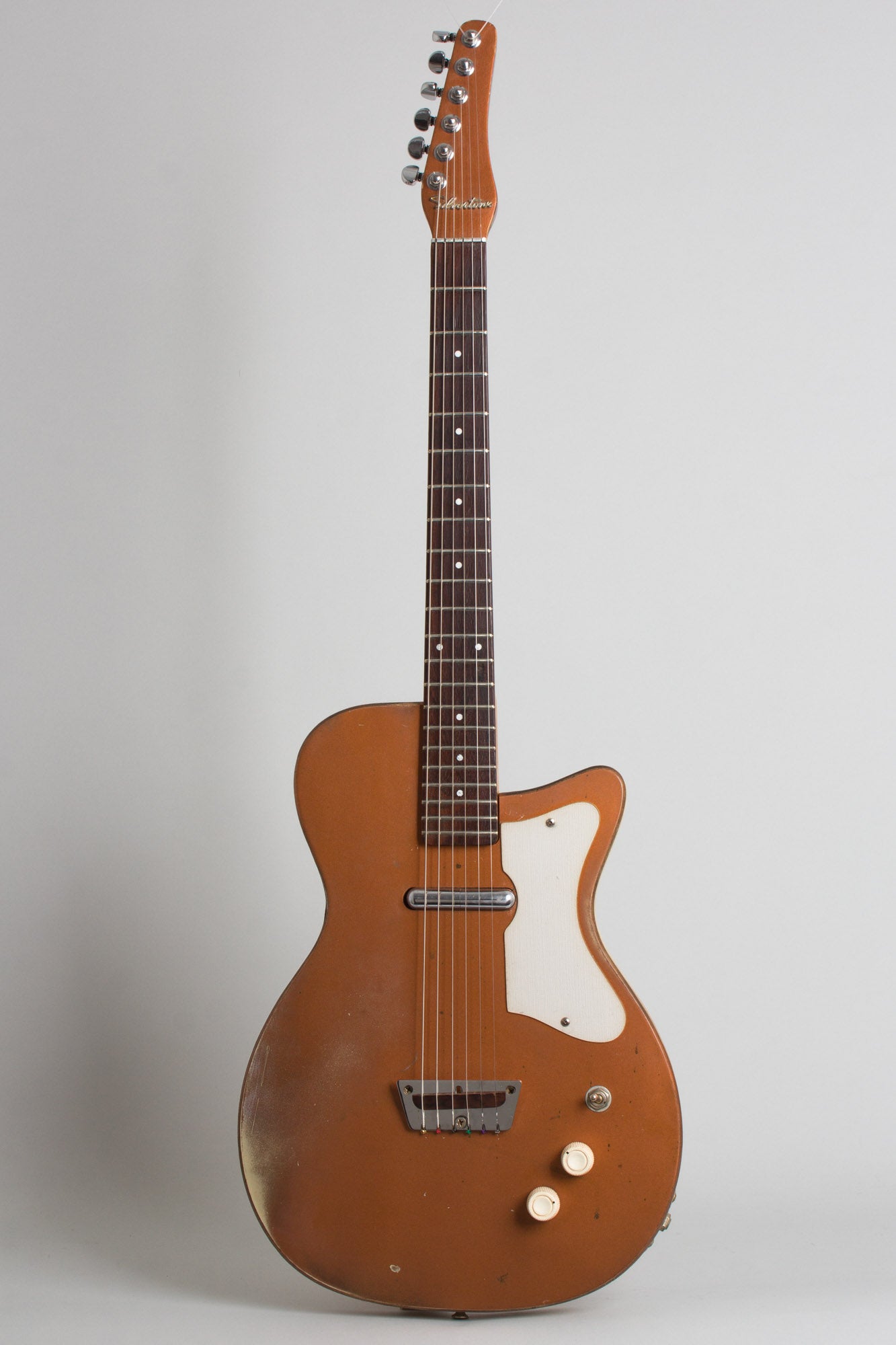 Danelectro Silvertone Model 1415L Semi-Hollow Body Electric Guitar Danelectro Silvertone Model 1415L Semi-Hollow Body Electric Guitar