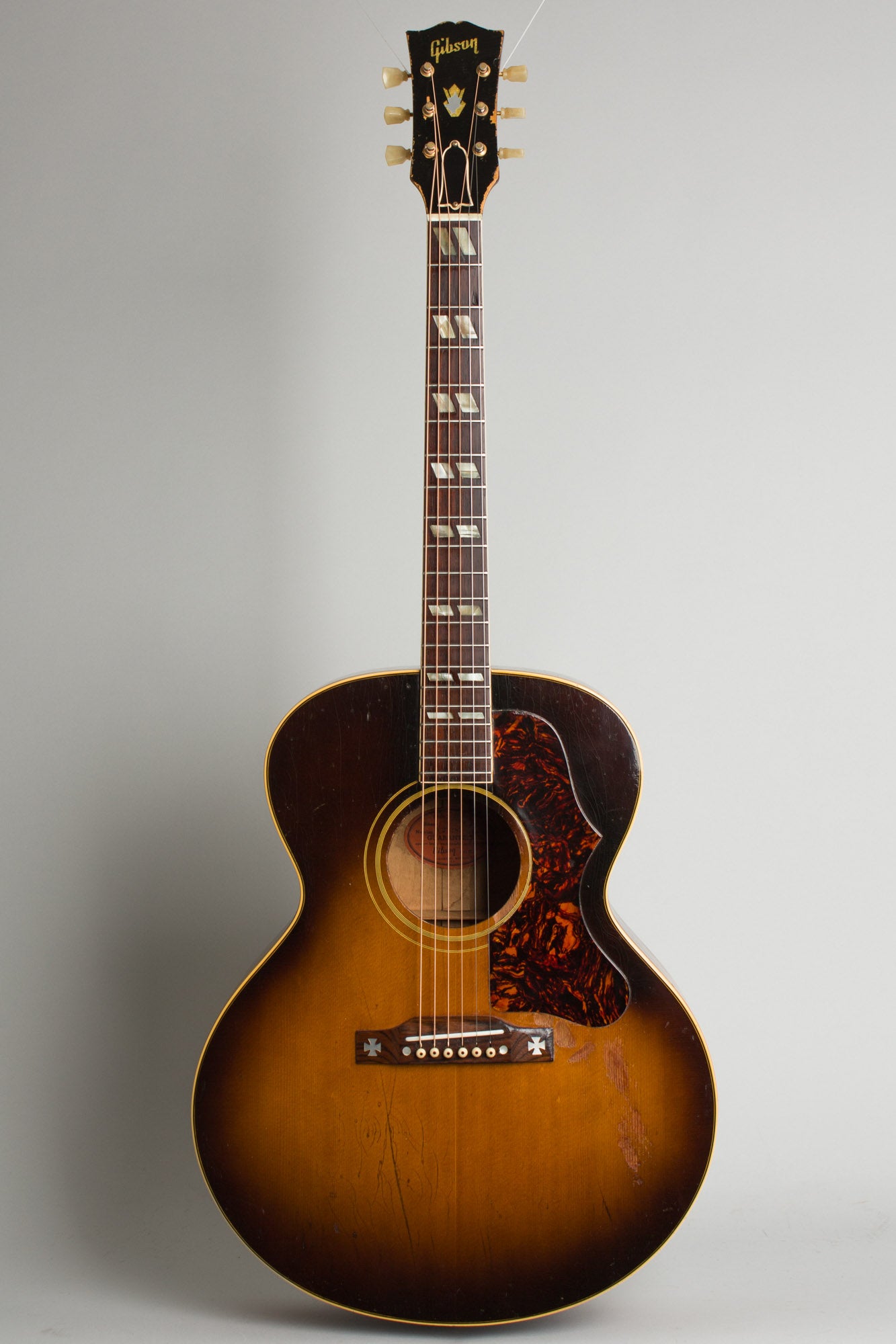 Gibson J-185 Flat Top Acoustic Guitar (1957) – RetroFret