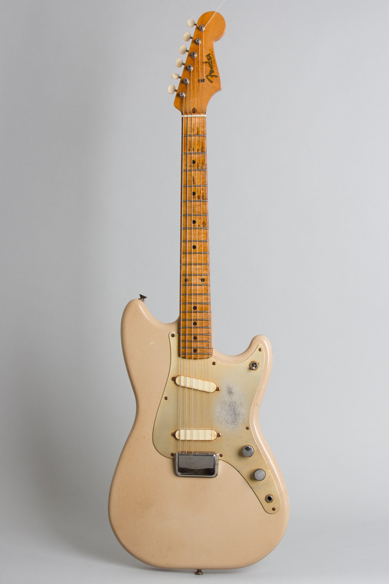 Fender Duo-Sonic Solid Body Electric Guitar (1957) – RetroFret