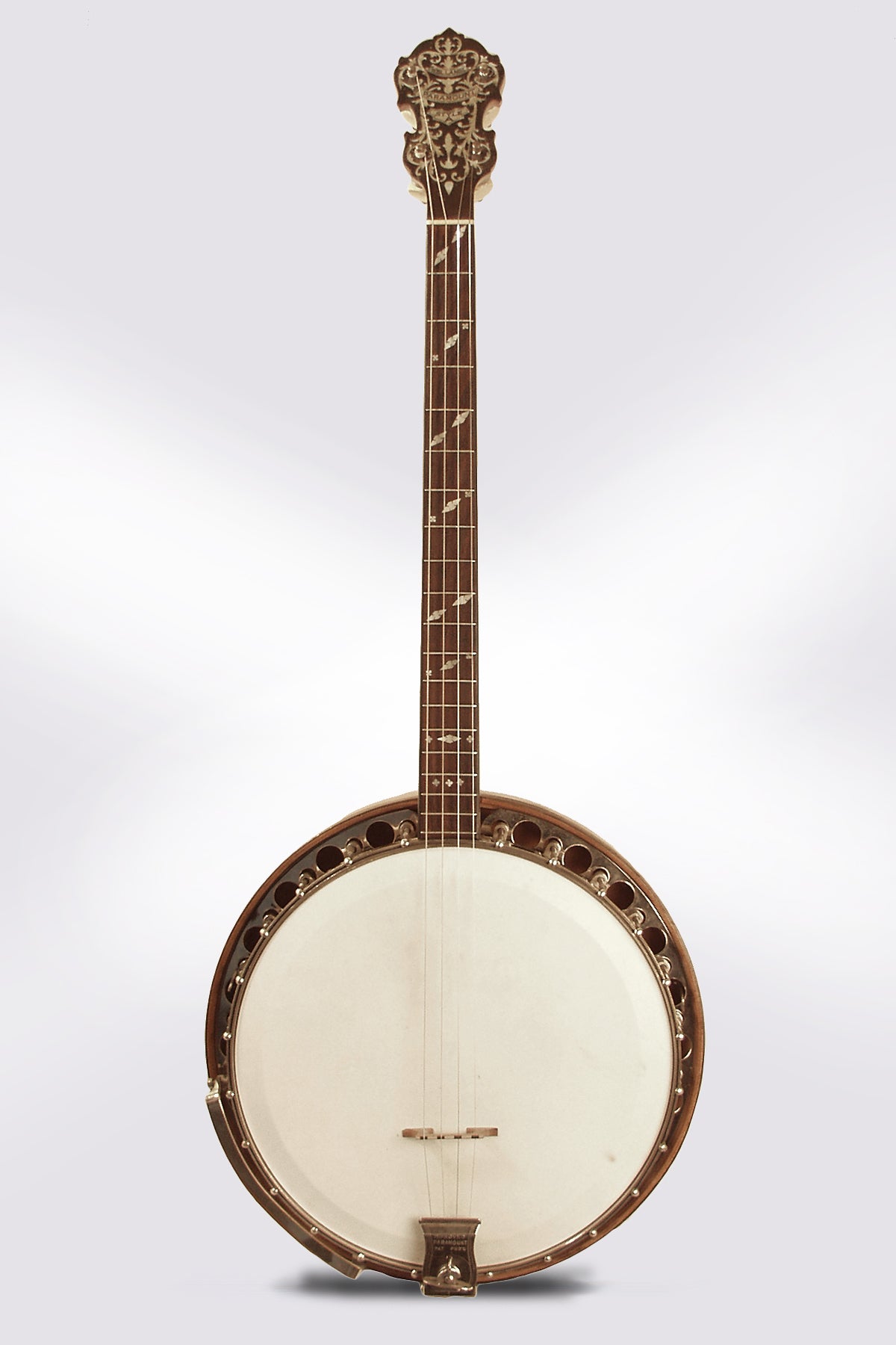 Paramount Style A Tenor Banjo (1923) – RetroFret