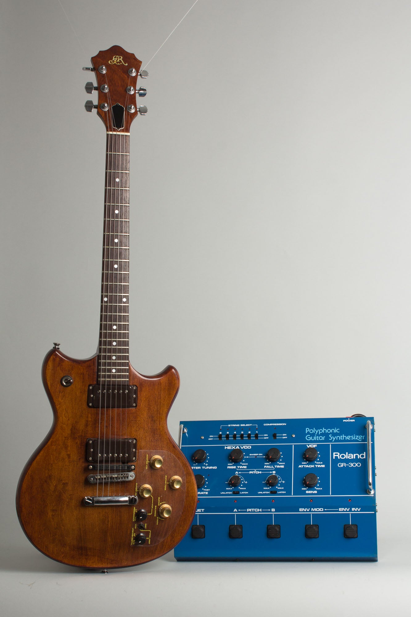 Roland GR-300 Polyphonic Guitar Synthesizer with G-303 Solid Body