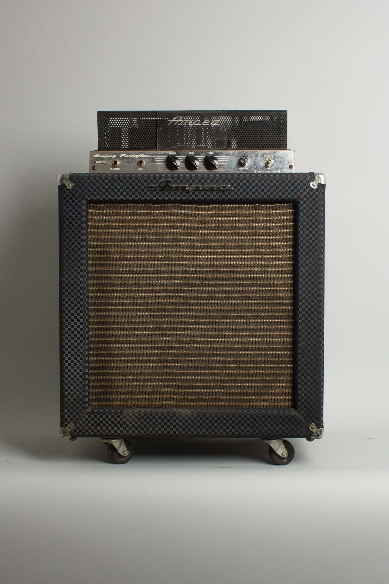 Ampeg SB-12 Portaflex Fliptop Bass Amplifier (1966) – RetroFret
