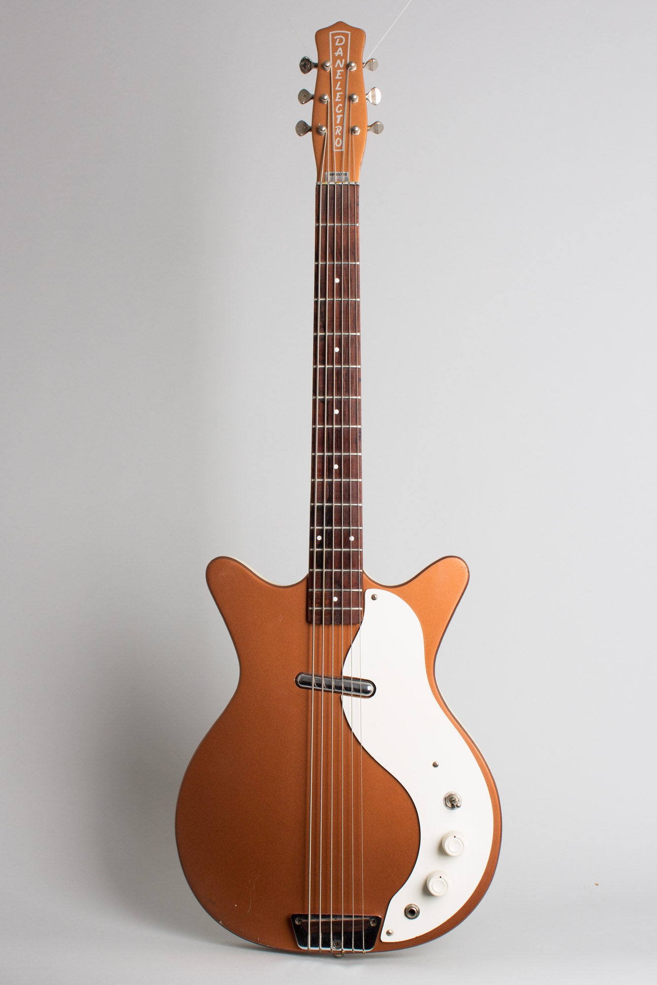 Danelectro Standard Shorthorn Model 3612 Electric 6-String Bass