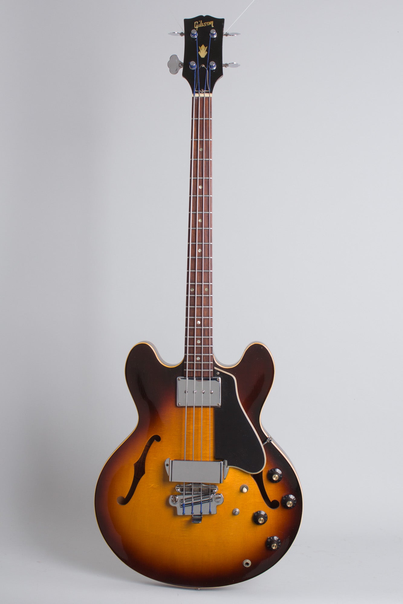 Gibson エレキベース EB-2D サンバースト Gibson EB-2D Electric Bass Guitar (1967) – RetroFret
