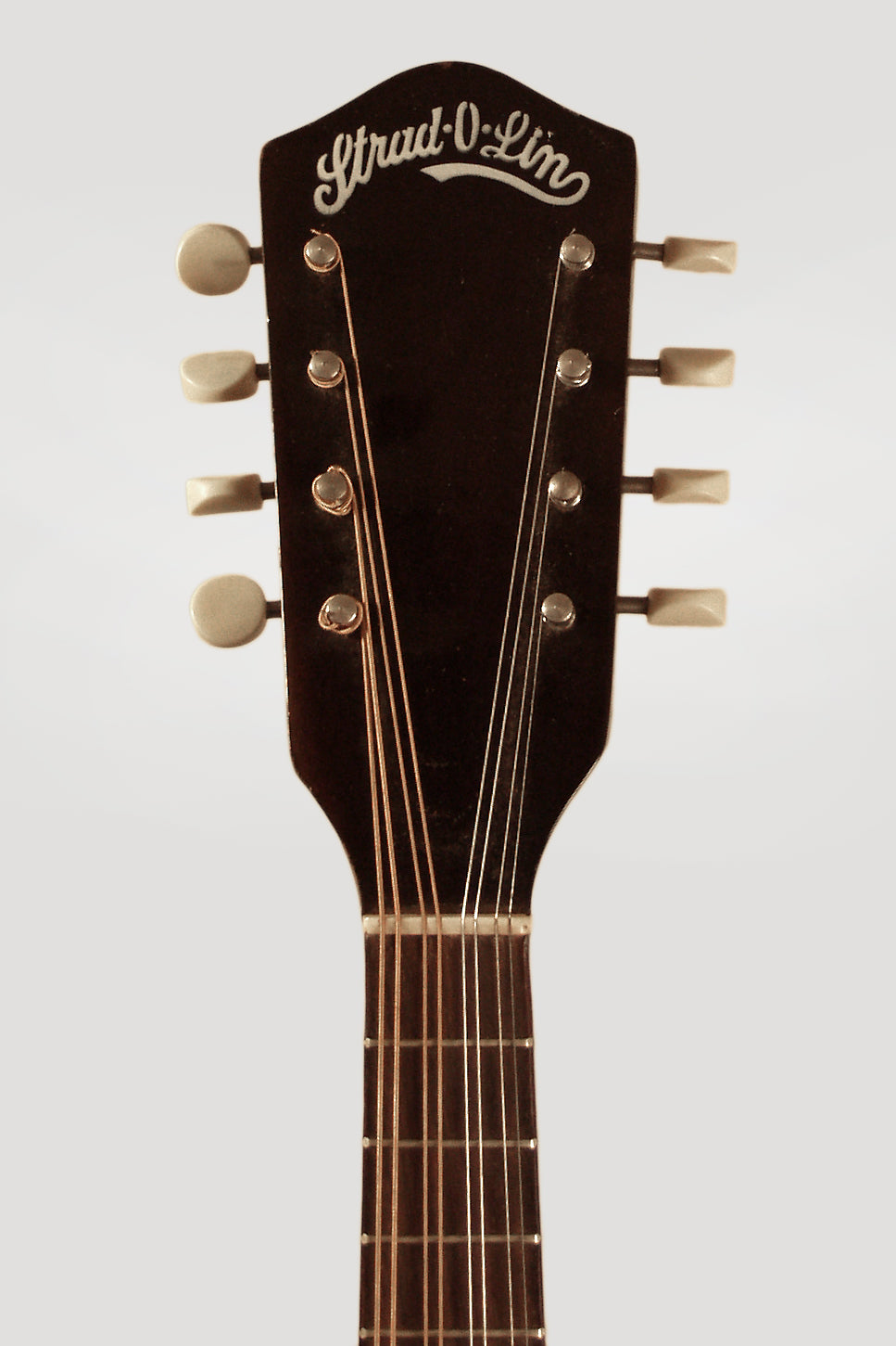 Stradolin Arch Top Mandolin (1939)