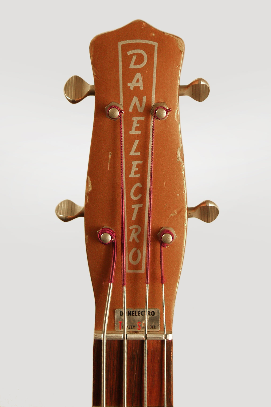 Danelectro Shorthorn Model 3412 Electric Bass Guitar (1966)