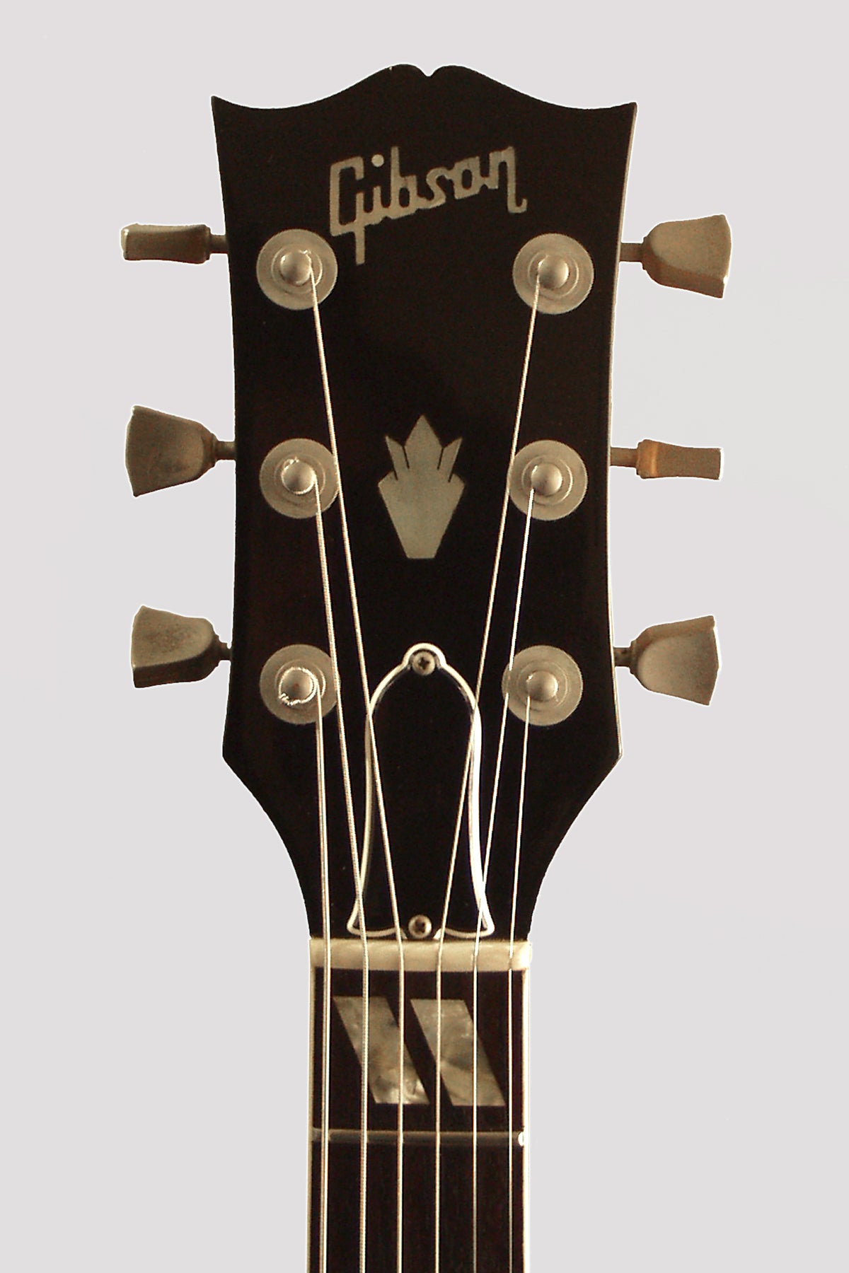 Gibson ES-175 Arch Top Hollow Body Electric Guitar (1977)