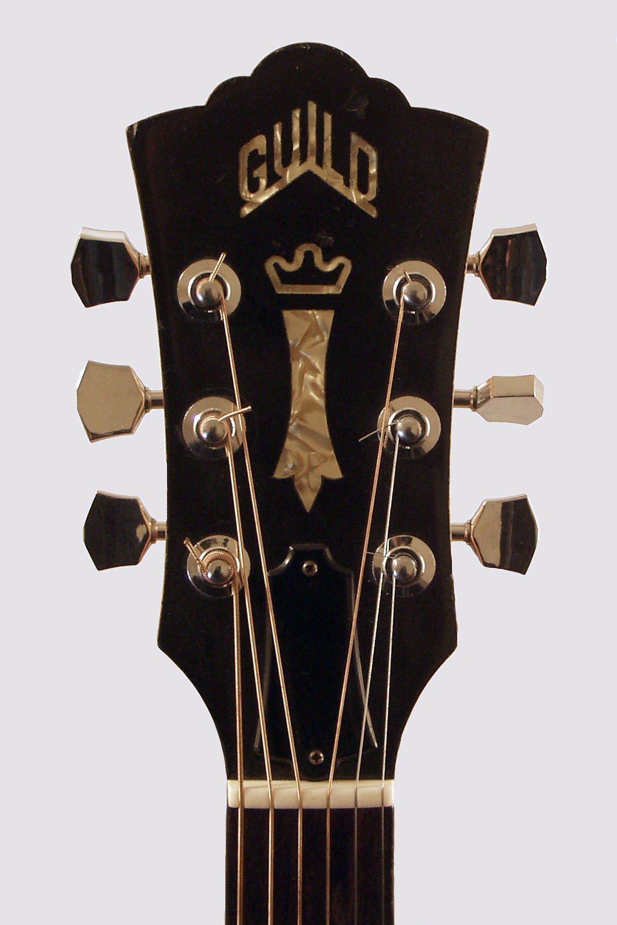 Guild G-37 Flat Top Acoustic Guitar (1976)