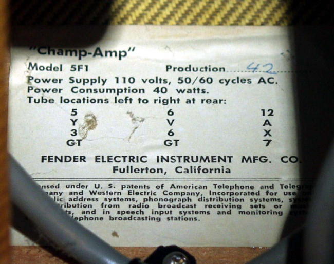 Fender Champ 5F1 Tube Amplifier (1959)