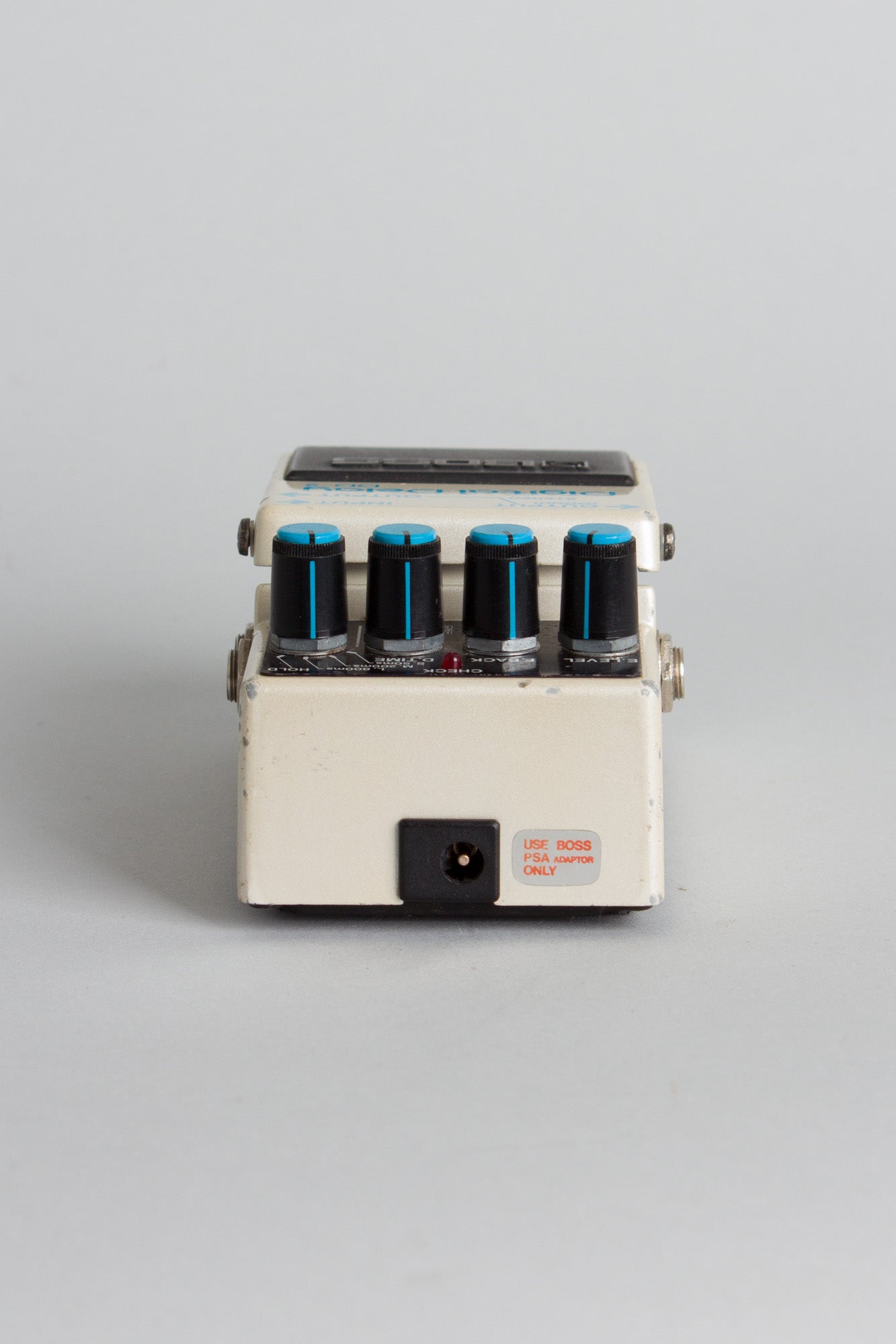 Boss DD-2 Digital Delay Compressor Effect (1984)