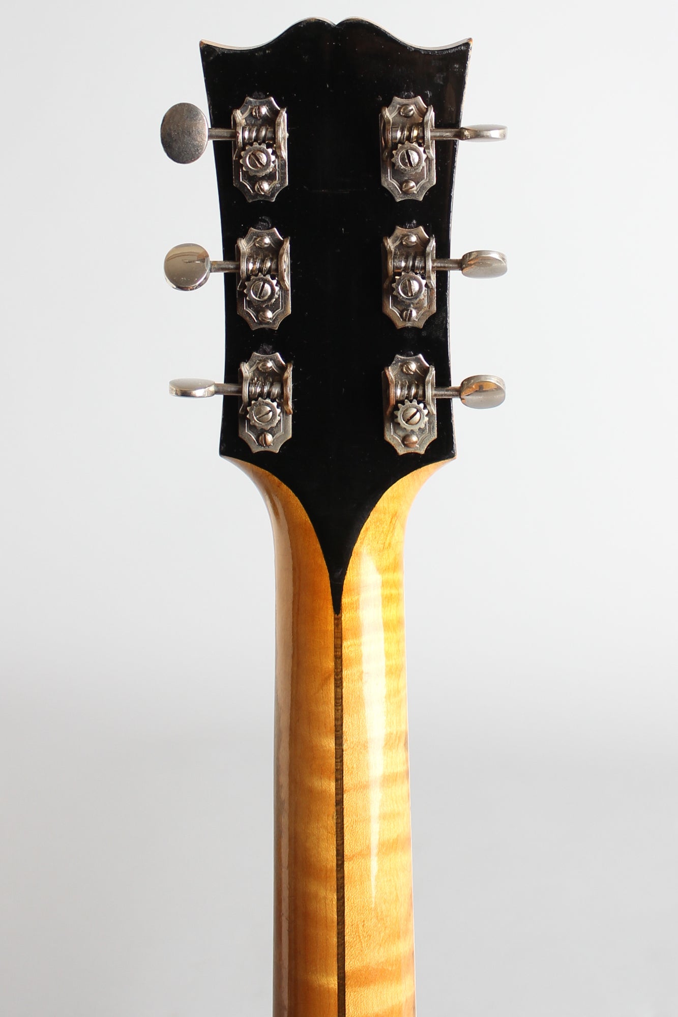 Gibson ES-300 Arch Top Hollow Body Electric Guitar (1940)