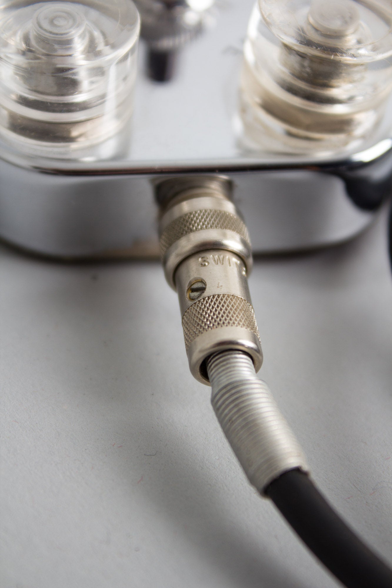 DeArmond Rhythm Chief Model 1000 Archtop Guitar Pickup (1960s)