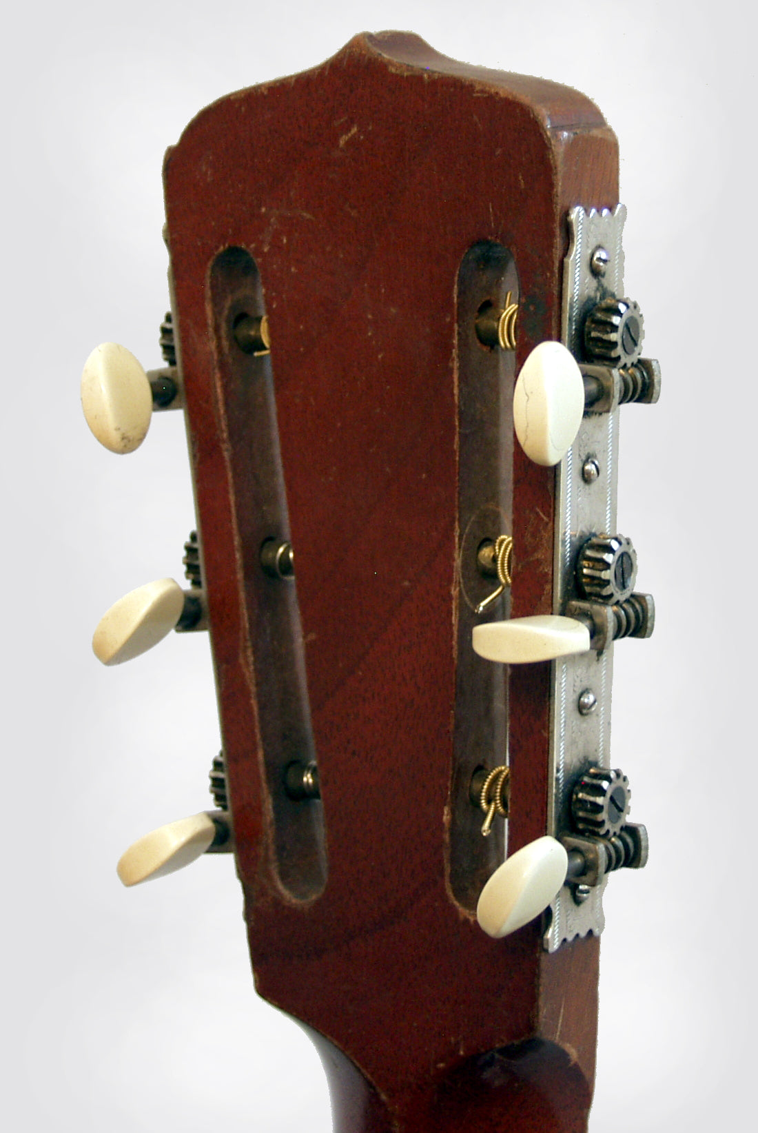 National Style 1 Tricone Roundneck Resophonic Guitar (1930)