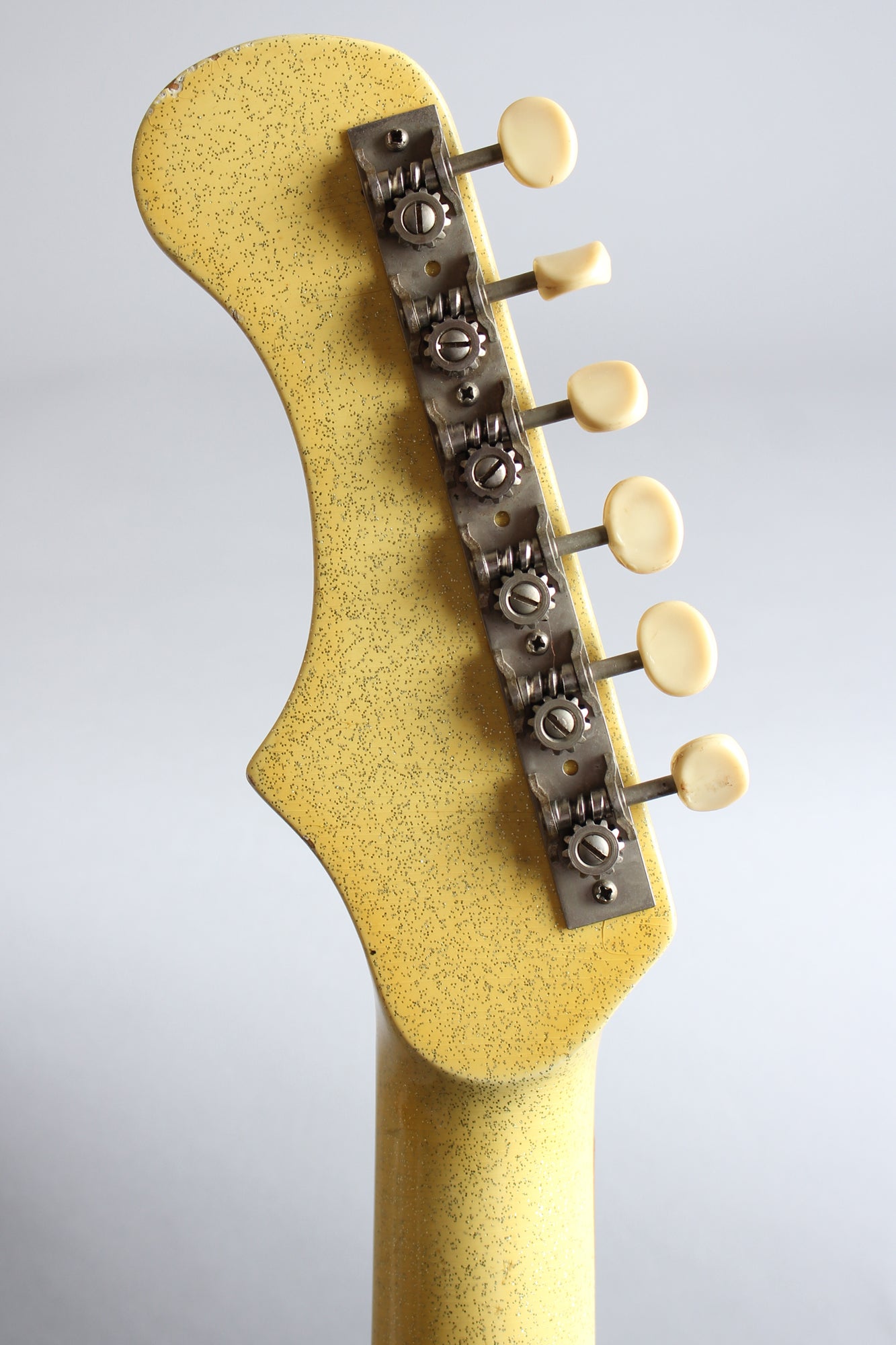 Magnatone Zephyr X-5 Solid Body Electric Guitar (1965)
