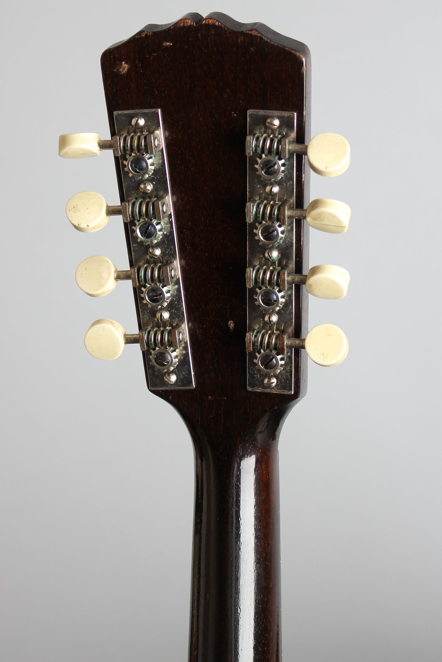 Gibson A-Junior Carved Top Mandolin (1930)