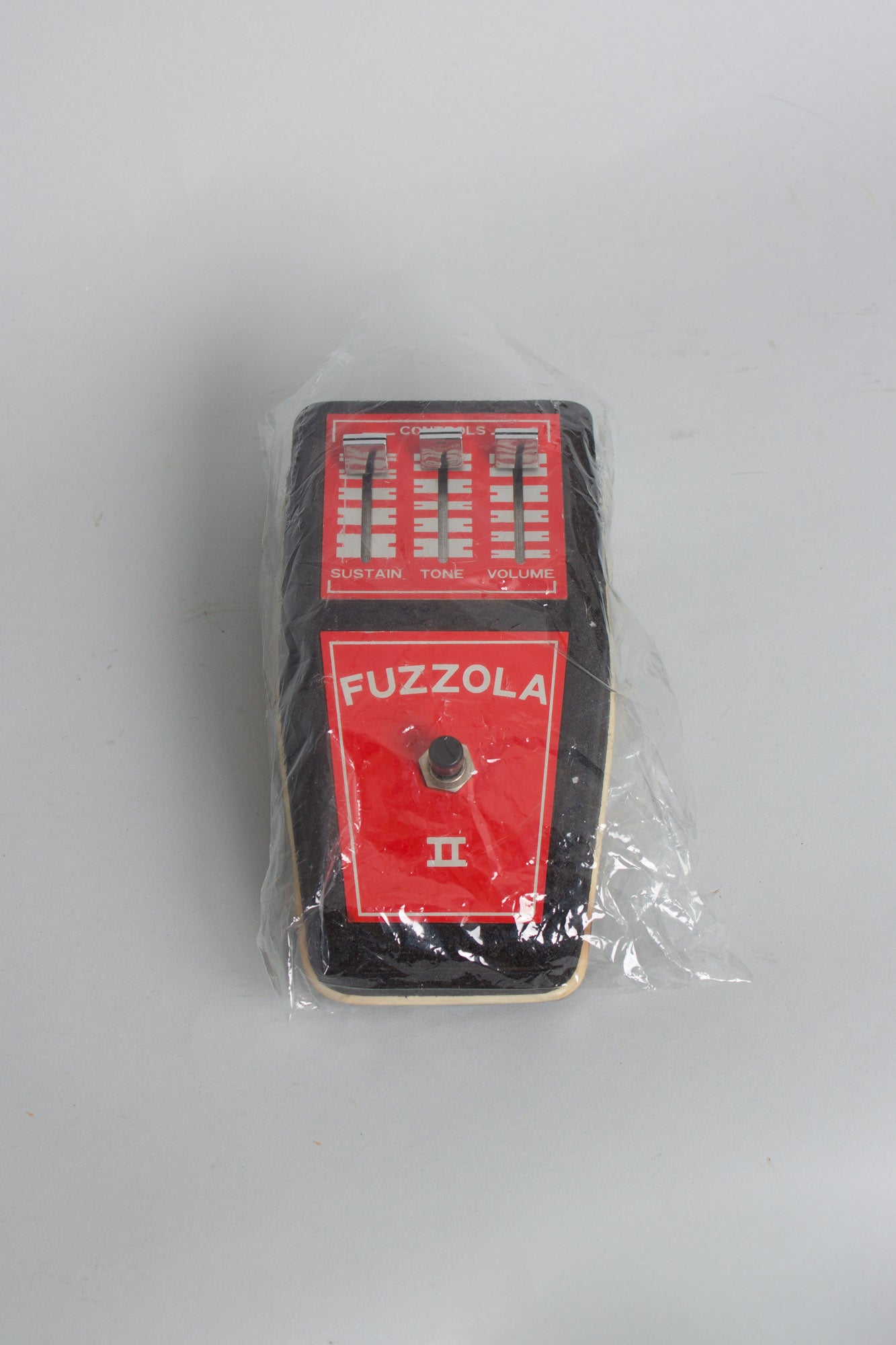 Sam Ash Fuzzola Owned and Used by Tom Verlaine Fuzz Effect (1970)
