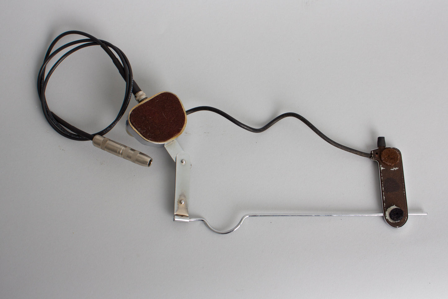 DeArmond Rhythm Chief Model 1000 Archtop Guitar Pickup (1950s)
