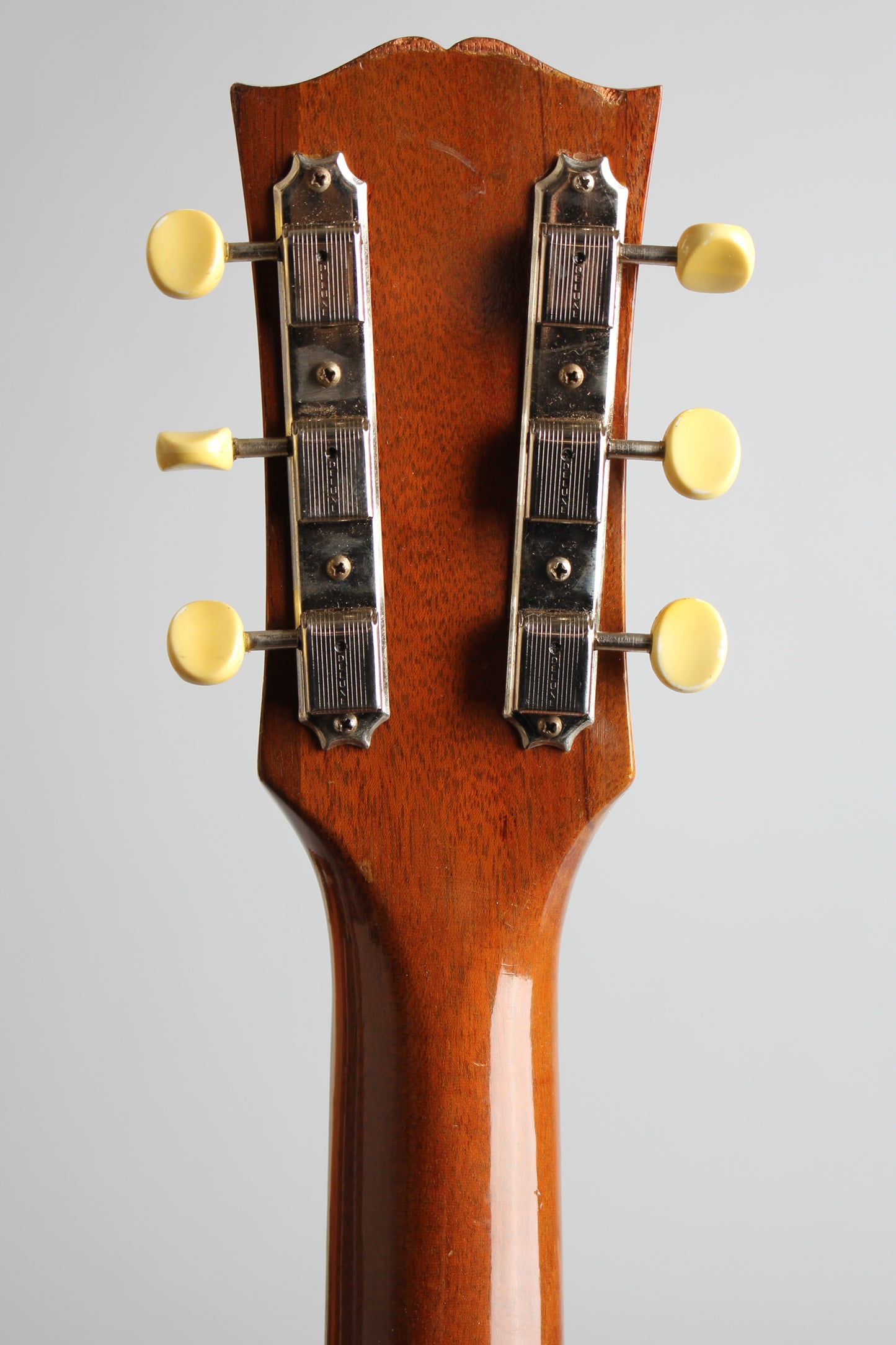 Gibson LG-3 Flat Top Acoustic Guitar (1957)