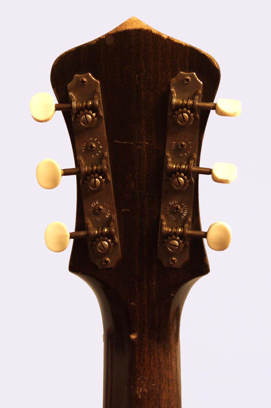 Gibson Recording King Model K Jumbo Flat Top Acoustic Guitar (1940)
