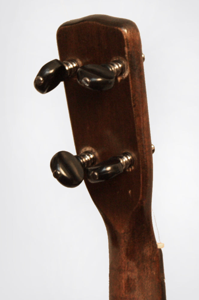 Regal Tonk American Soprano Ukulele (1932)