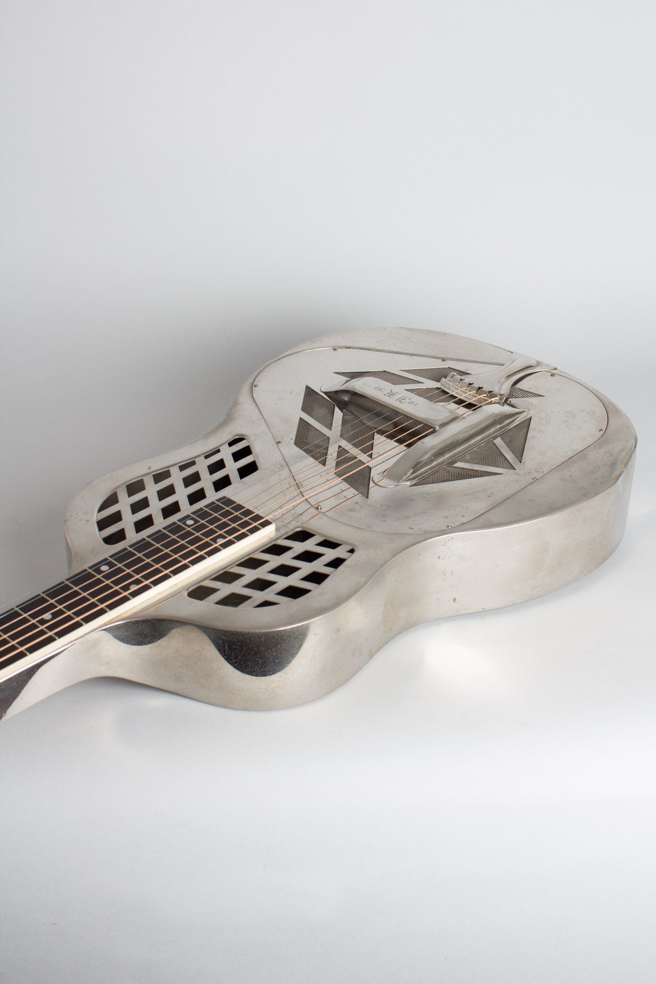 National Style 1 Tricone Squareneck Resophonic Guitar (1930)