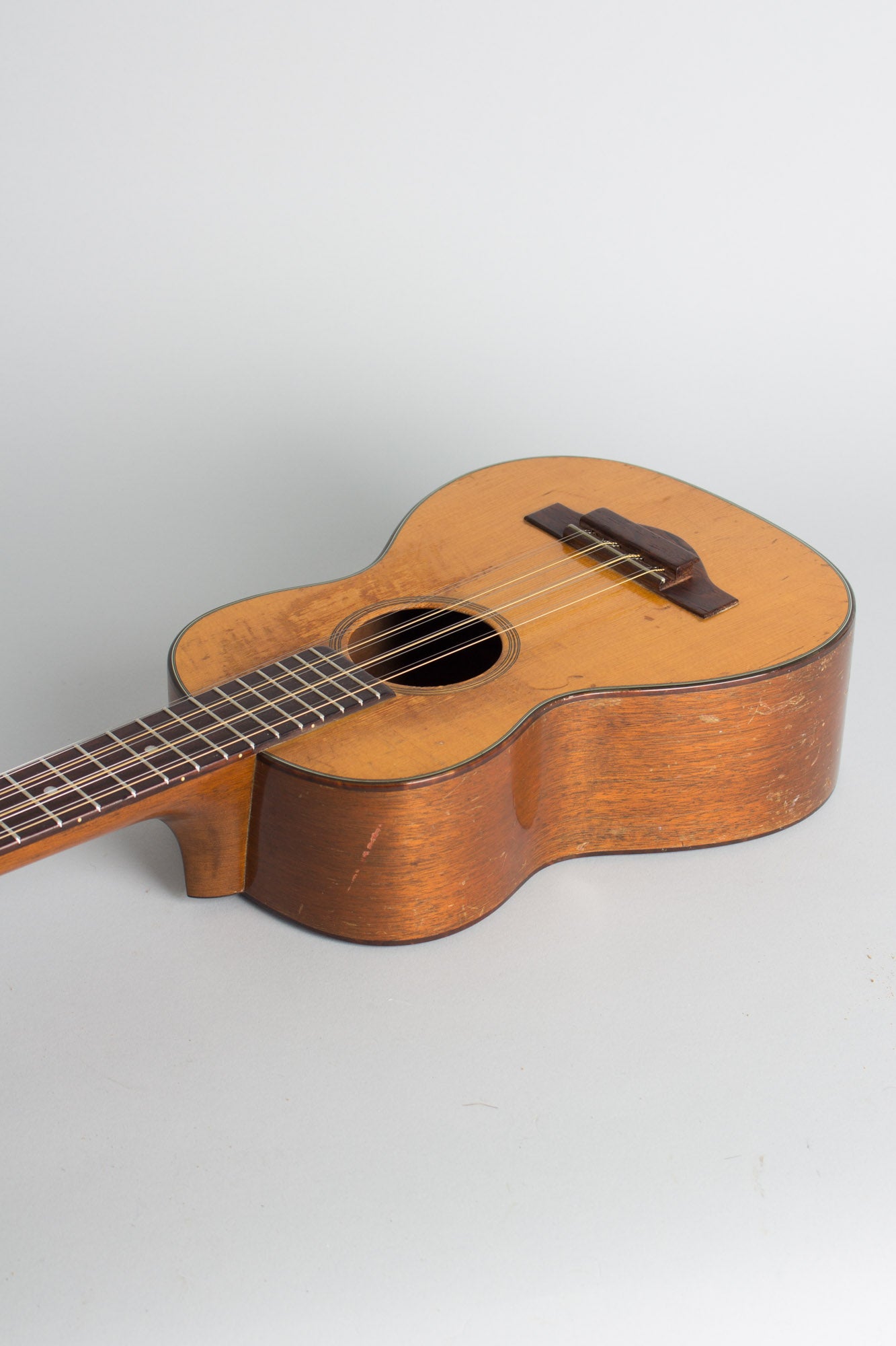C. F. Martin T-18 Tiple (1946)