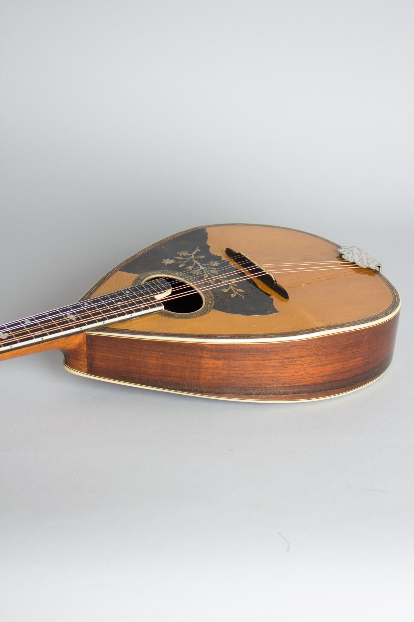 Larson Brothers Stahl Flat Back, Bent Top Mandolin (1917)