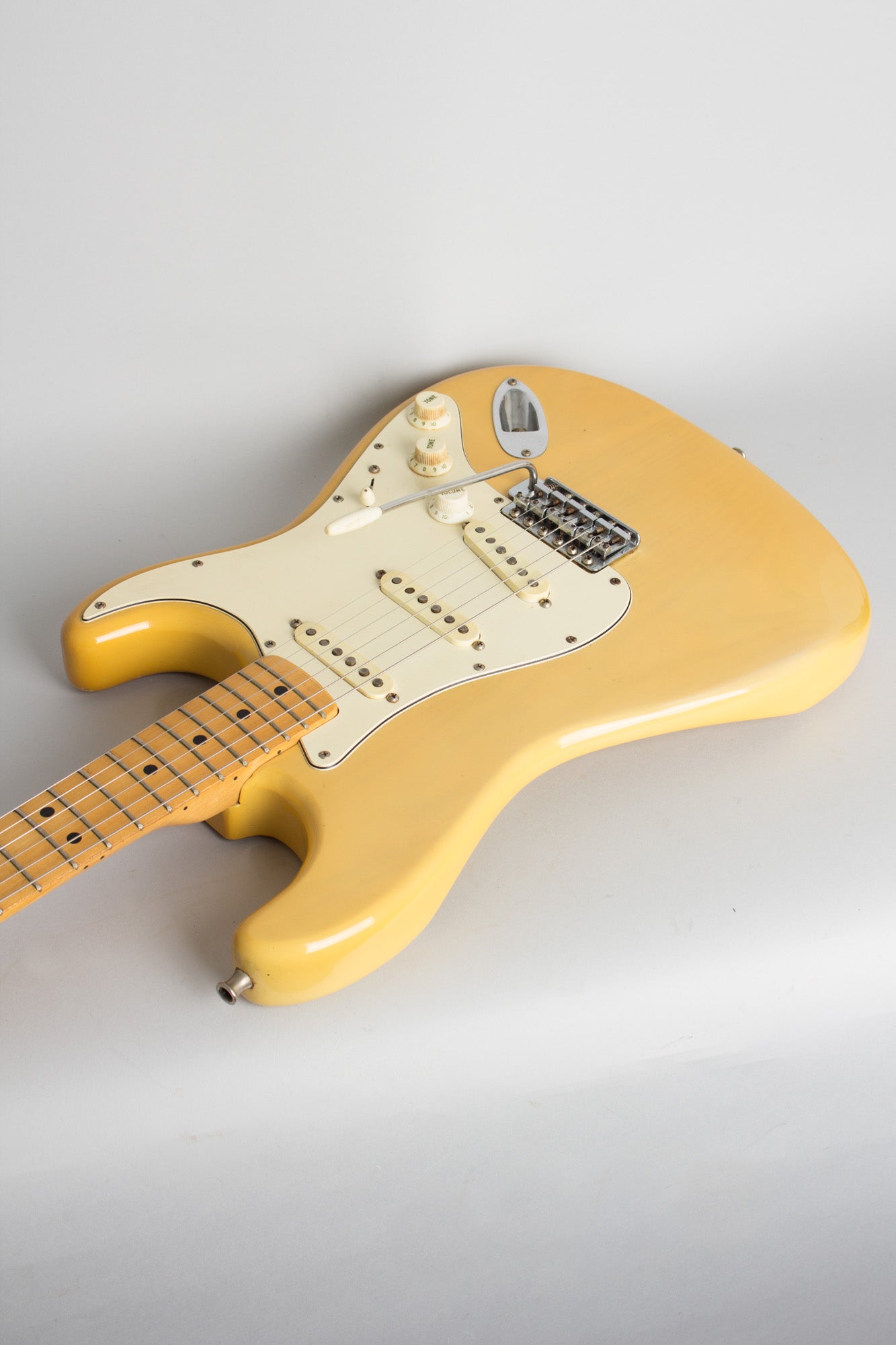 Fender Stratocaster Solid Body Electric Guitar (1974)