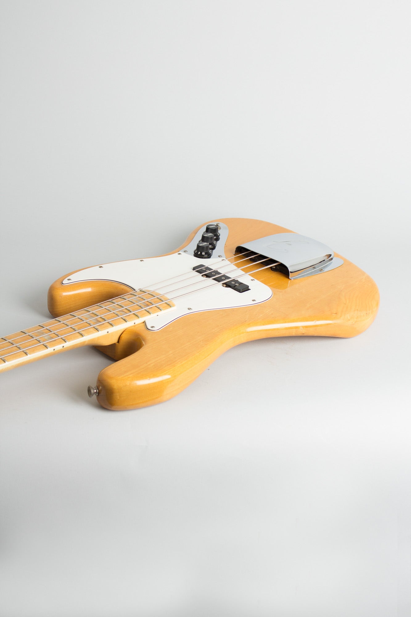 Fender Jazz Bass Solid Body Electric Bass Guitar (1978)