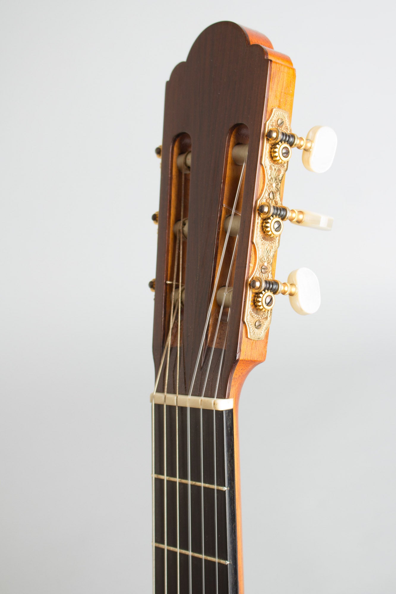 Manuel Velazquez Classical Guitar (1981)
