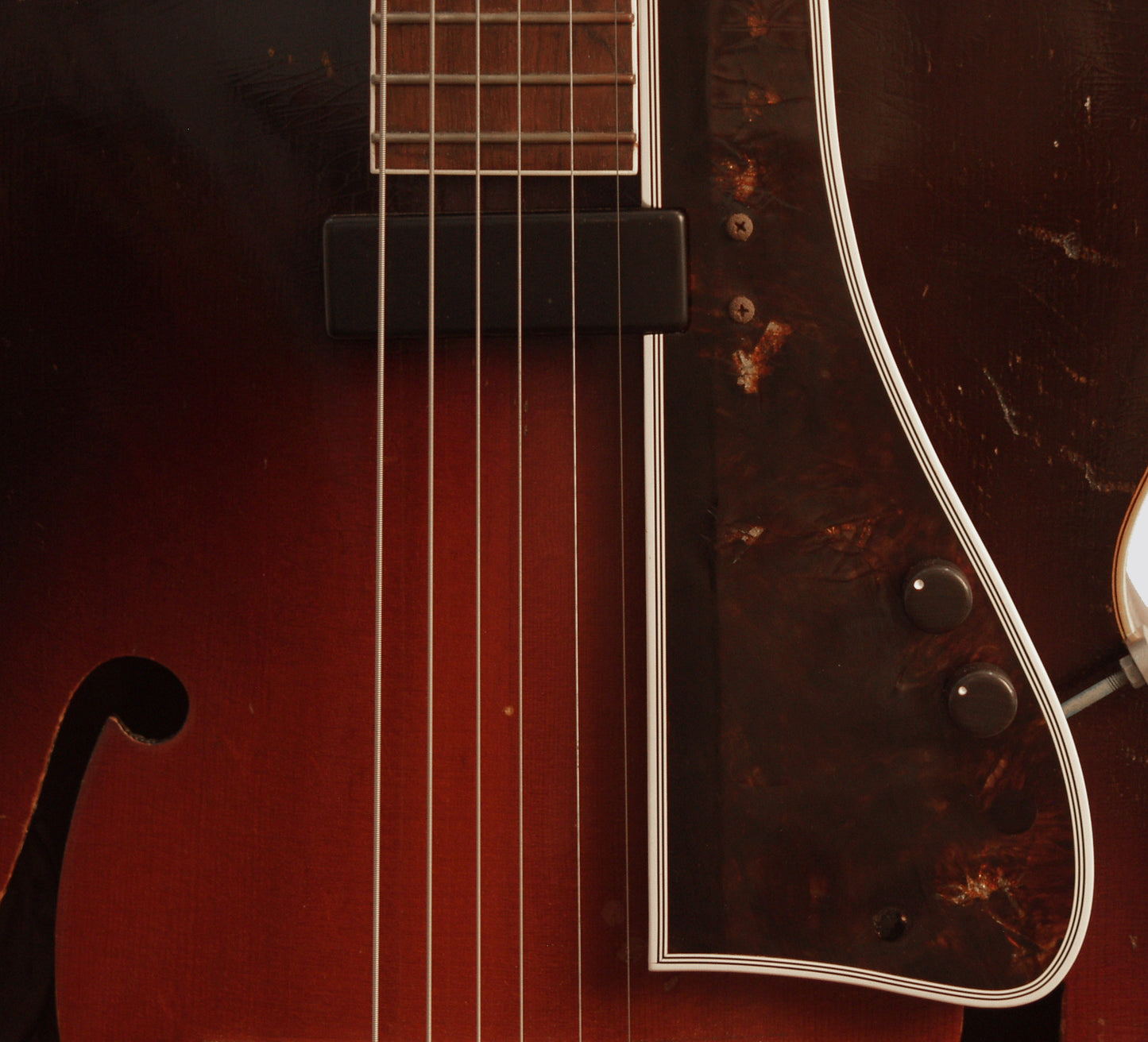 Gibson L-7 Arch Top Acoustic Guitar (1946)