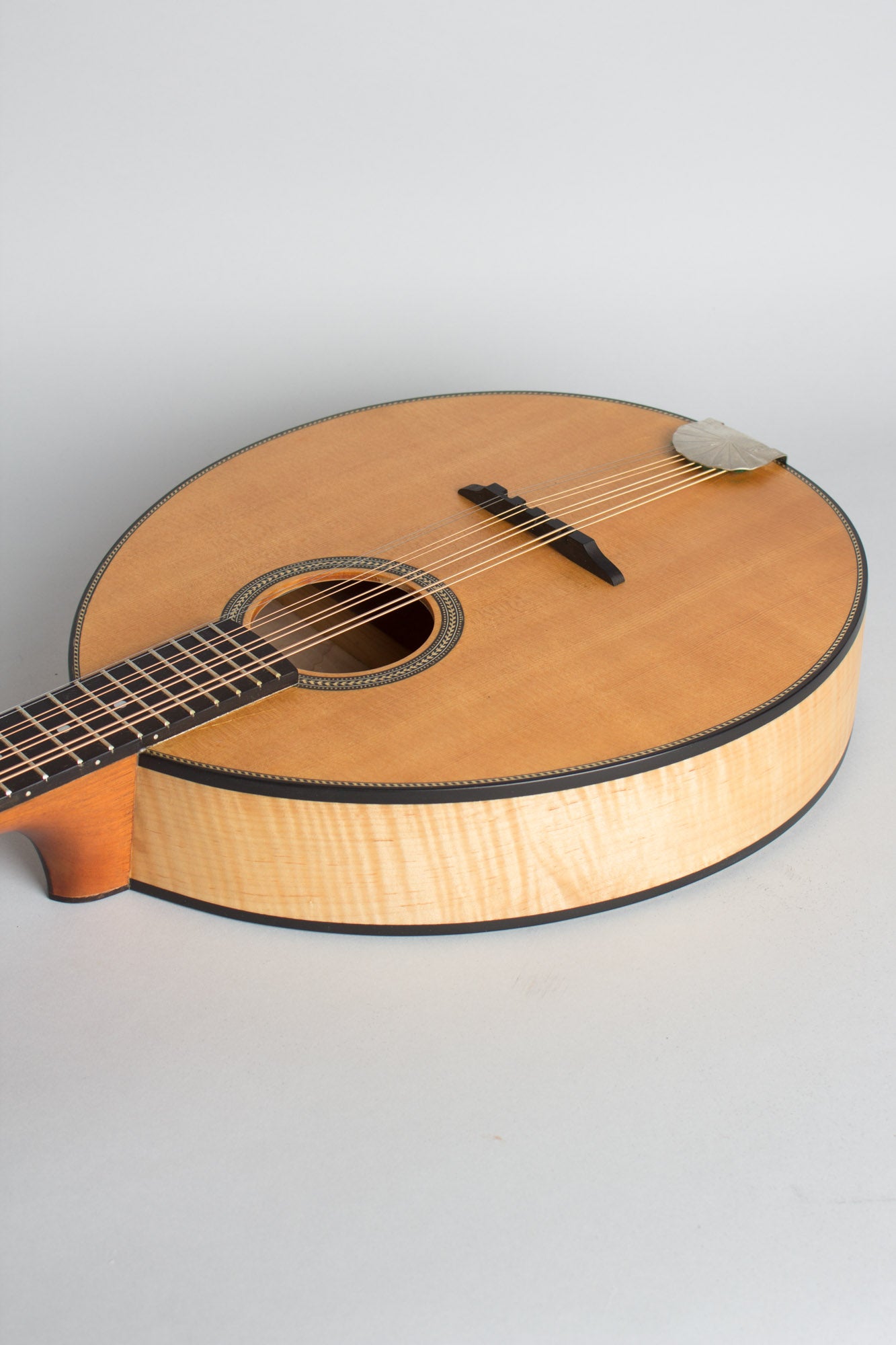 The Flatiron 3MC Bouzouki Octave Mandolin (1994)