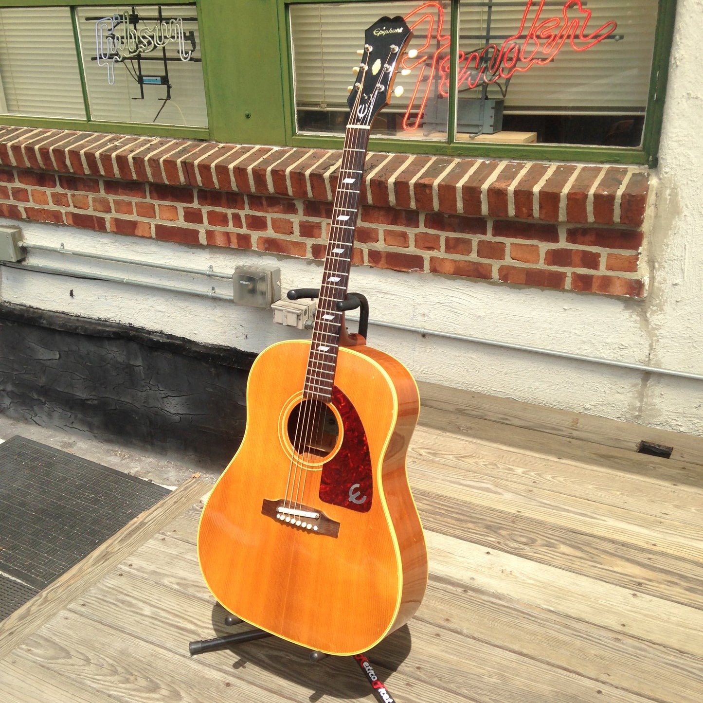 Epiphone FT-79 Texan Flat Top Acoustic Guitar (1964)
