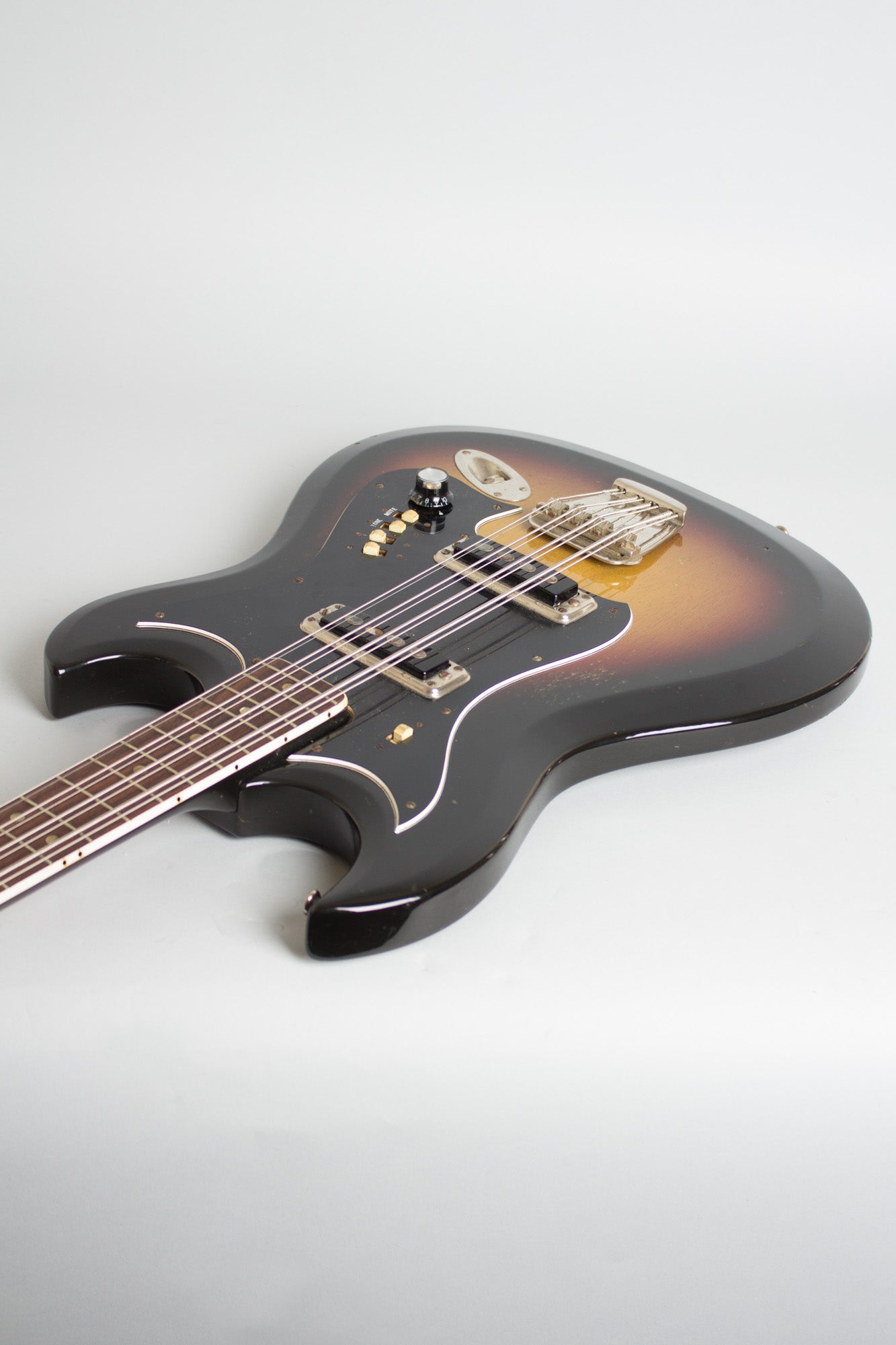 Hagstrom 8-String Bass H-8 Solid Body Electric Bass Guitar (1968)