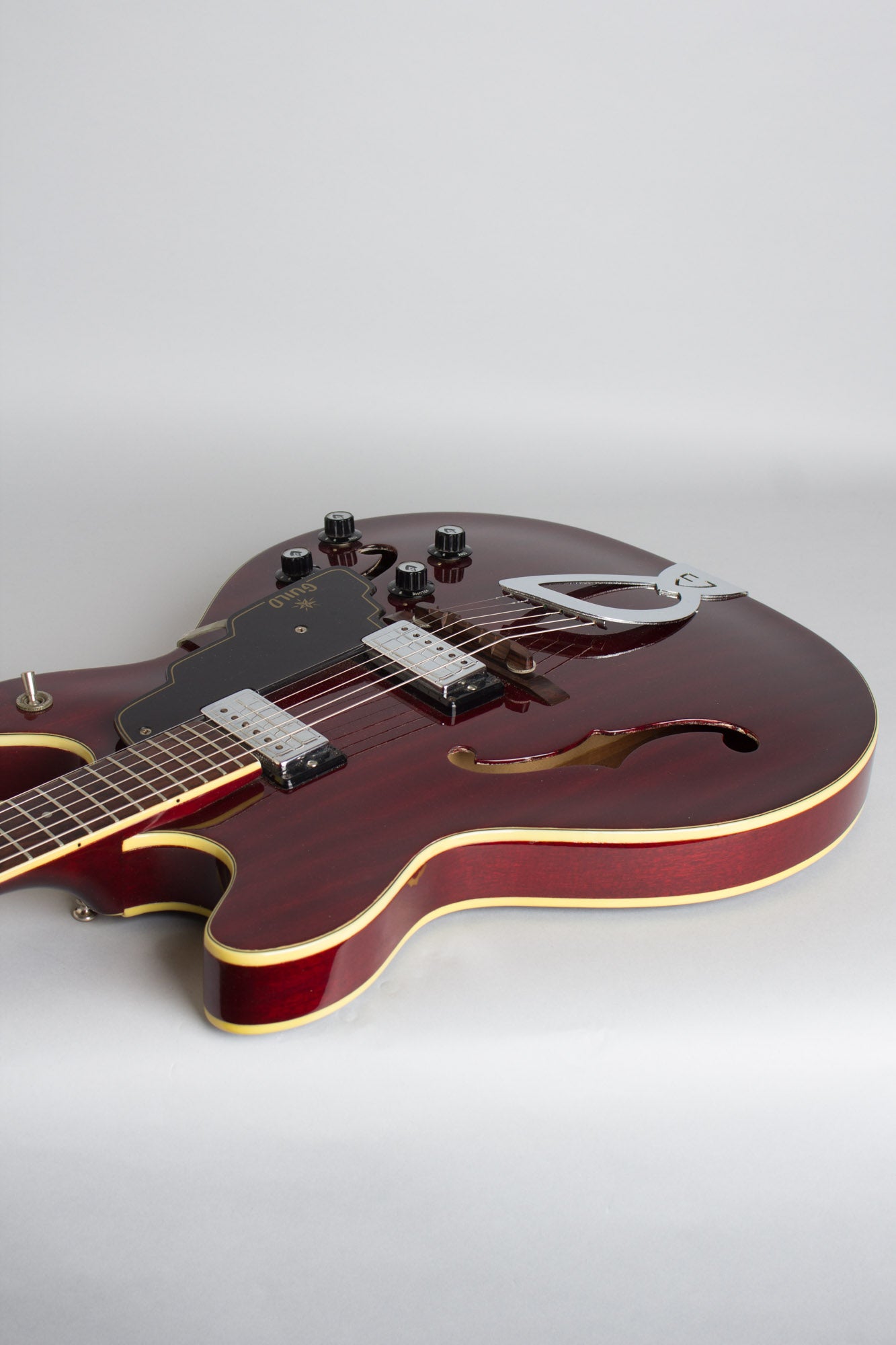 Guild Starfire IV Semi-Hollow Body Electric Guitar (1966)