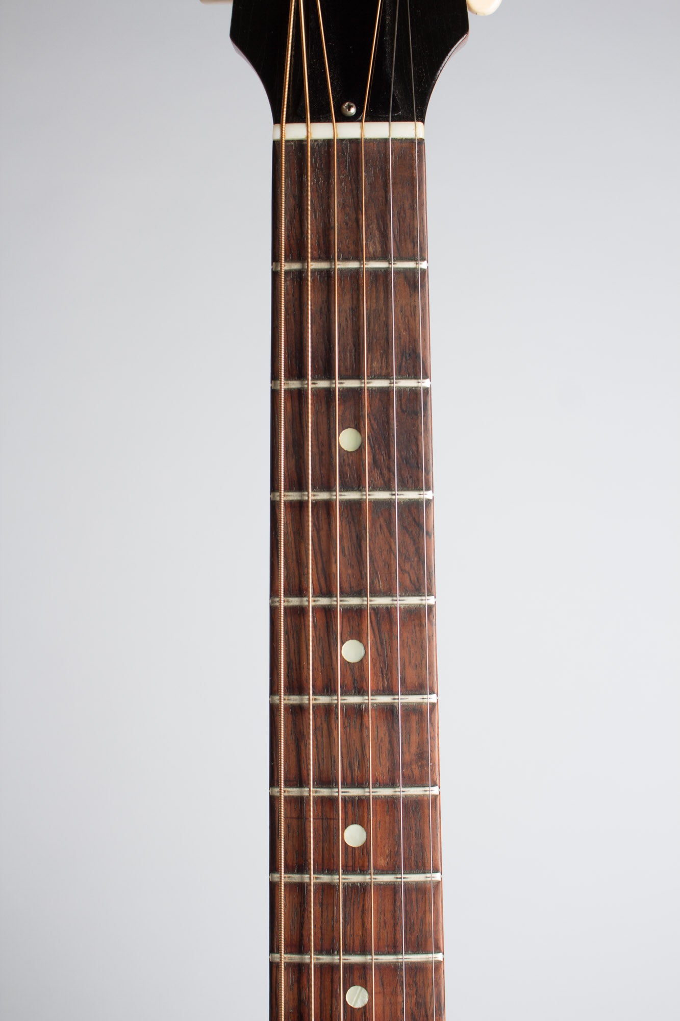Gibson LG-0 Flat Top Acoustic Guitar (1962)