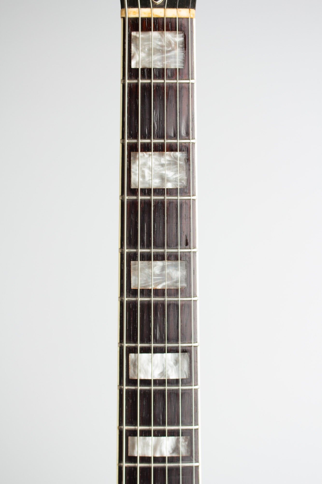 Guild M-75 Aristocrat Thinline Hollow Body Electric Guitar (1956)
