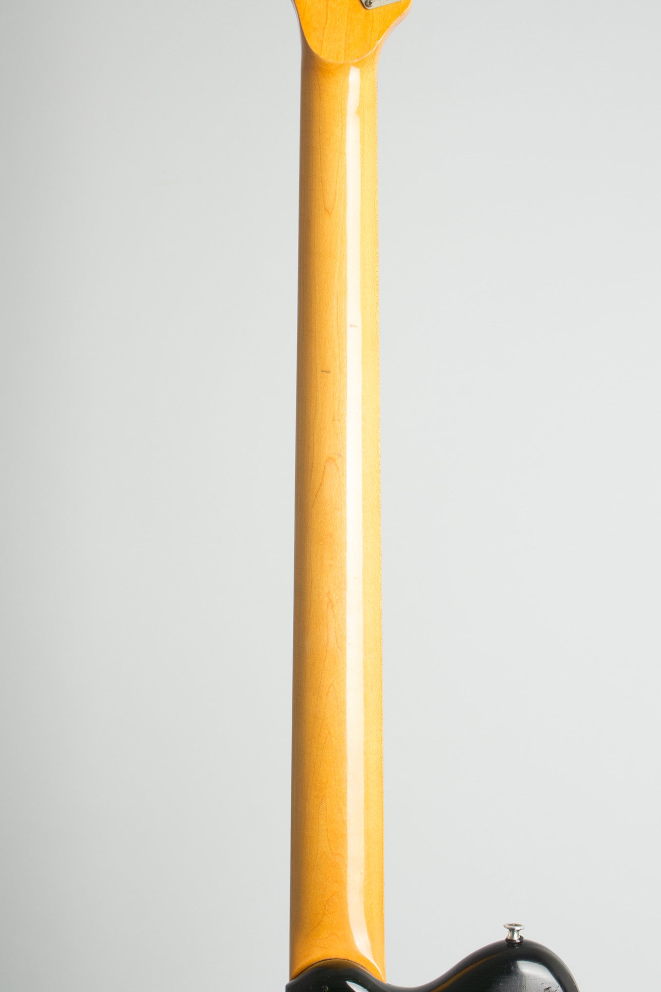 Magnatone Hurricane X-10 Electric Bass Guitar (1965)