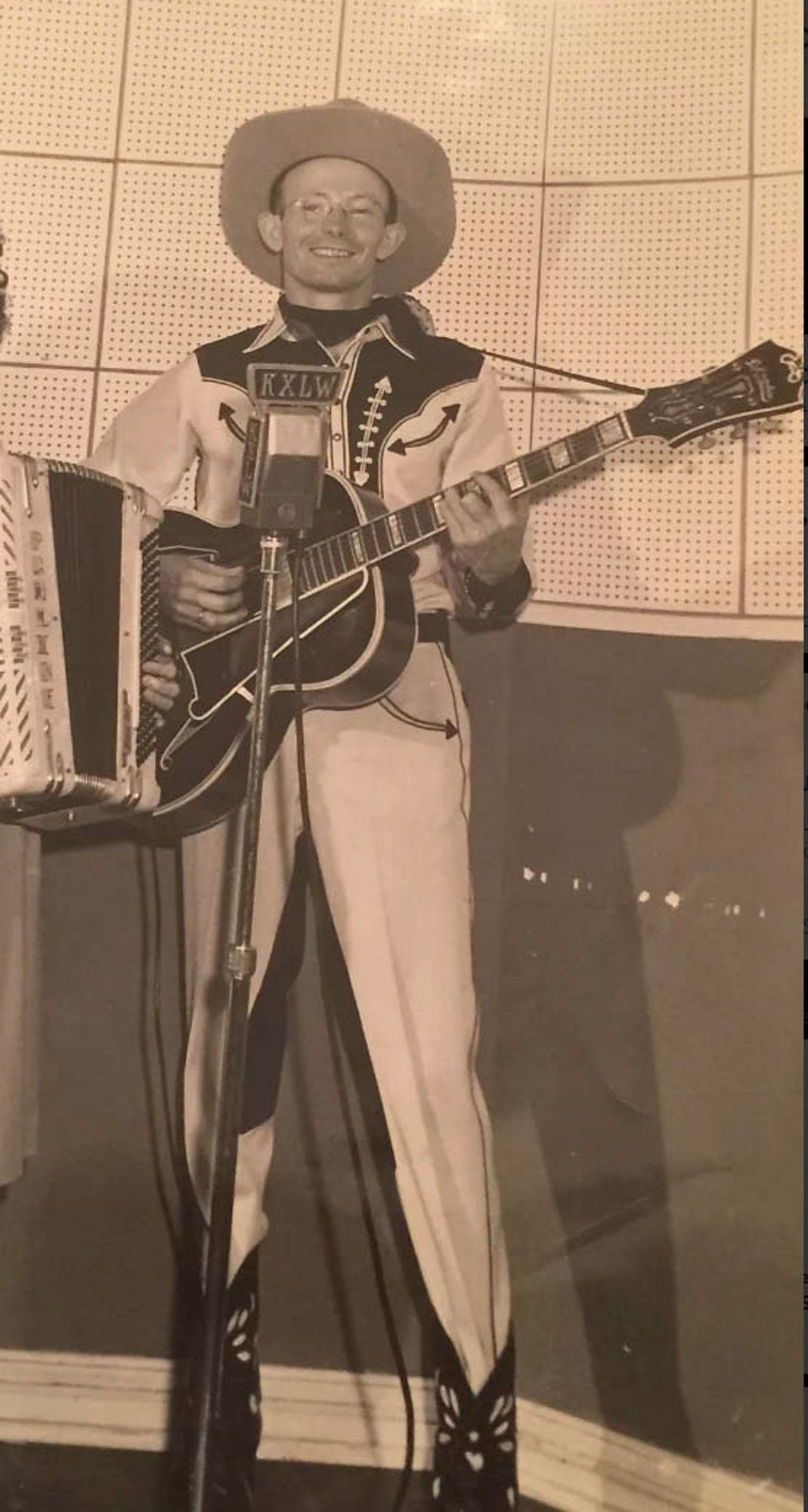 D'Angelico Excel Arch Top Acoustic Guitar (1937)