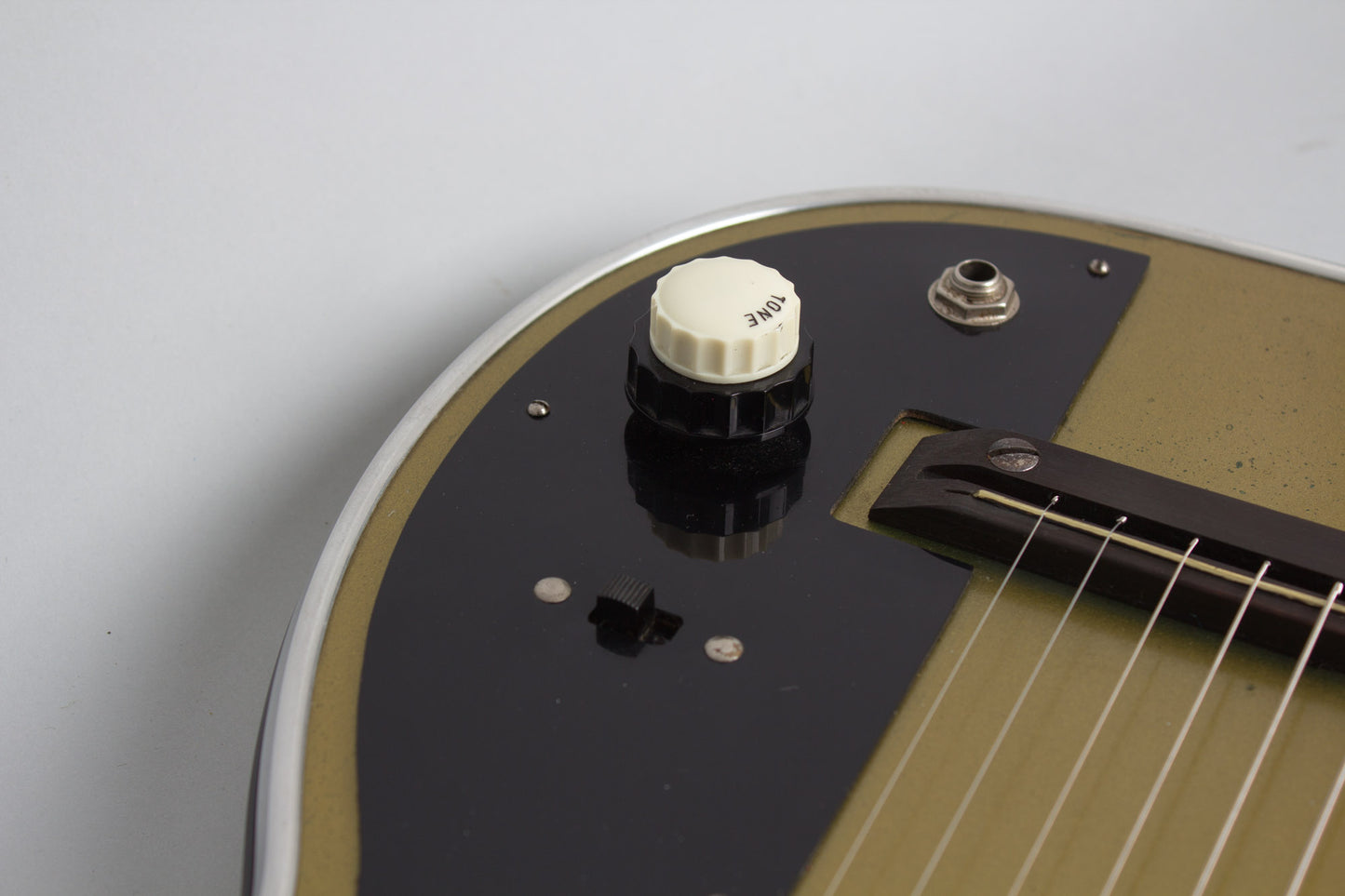 Harmony Silvertone Stratotone Newport Model H-42/2 Solid Body Electric Guitar (1956)