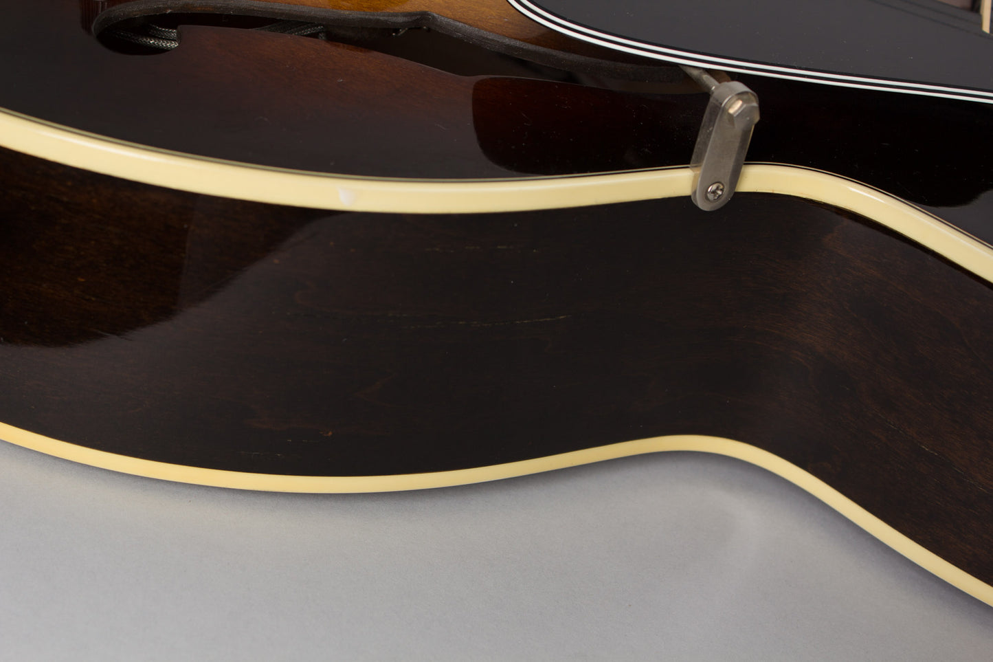 Gibson ES-175CC Arch Top Hollow Body Electric Guitar (1981)