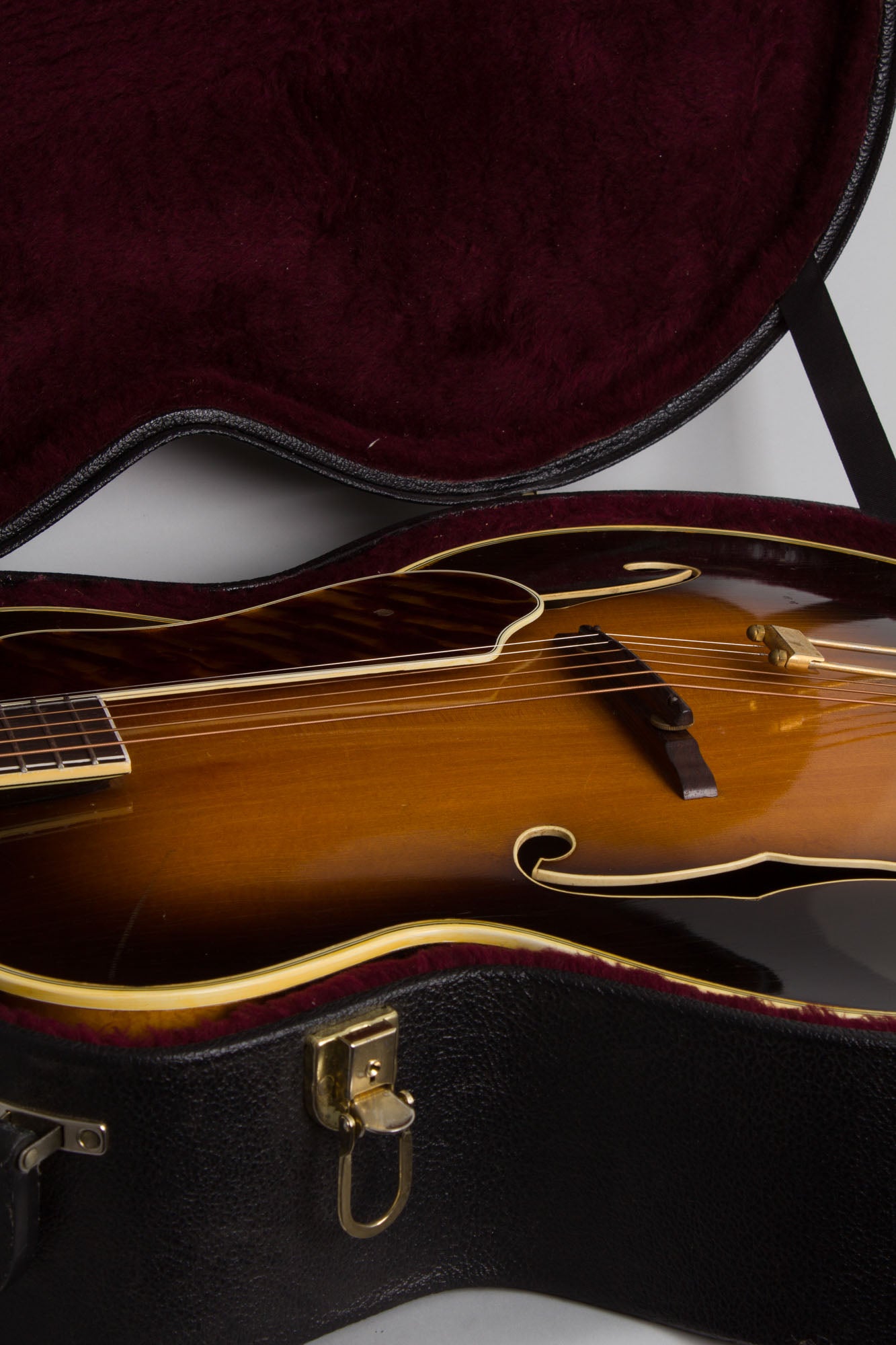 Epiphone DeLuxe Arch Top Acoustic Guitar (1940)