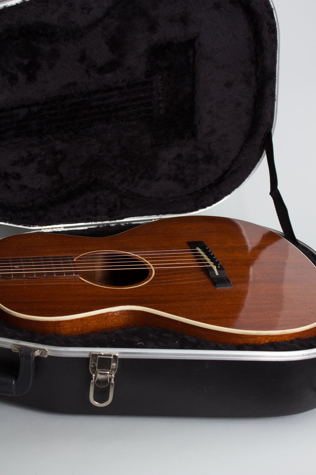 Gibson L-0 Flat Top Acoustic Guitar (1930)