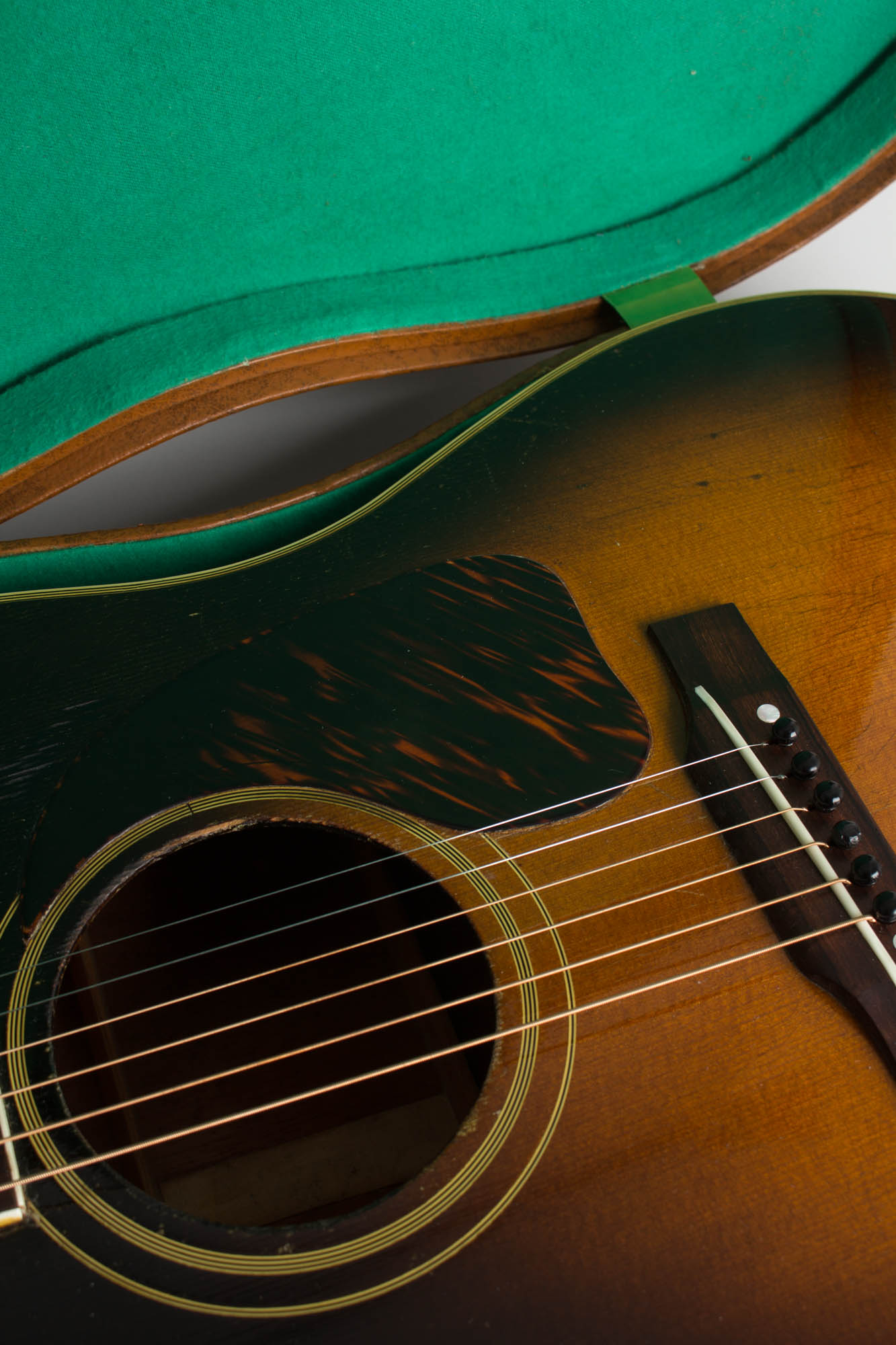 Gibson SJ Southern Jumbo Flat Top Acoustic Guitar (1951)