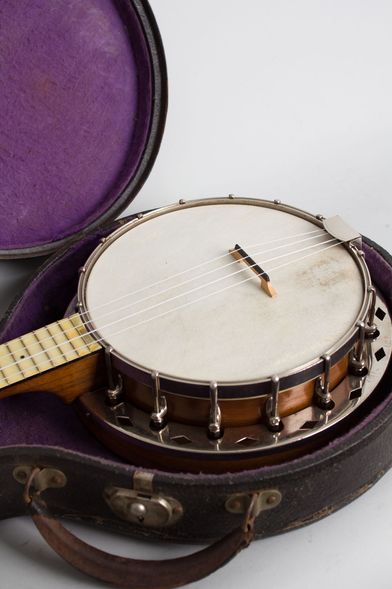Harmony Supertone Handcraft Banjo Ukulele (1929)
