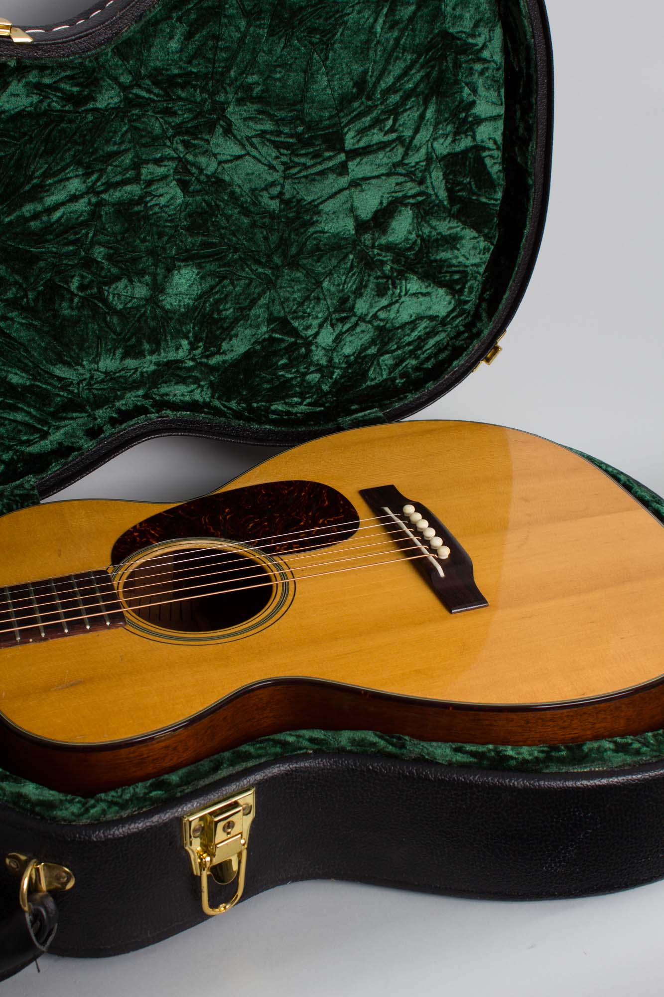 C. F. Martin 0-18 Flat Top Acoustic Guitar (1953)