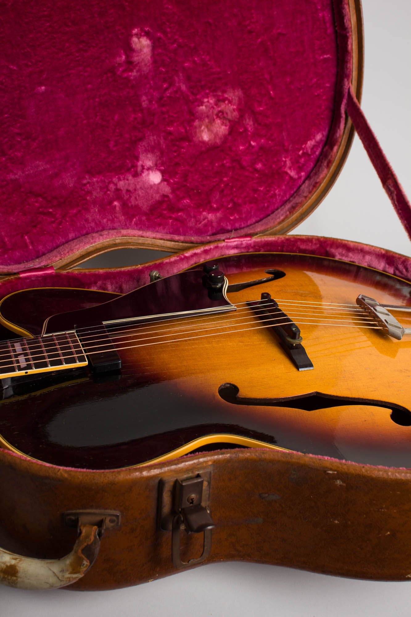 Gibson L-7 P Arch Top Acoustic Guitar (1949)