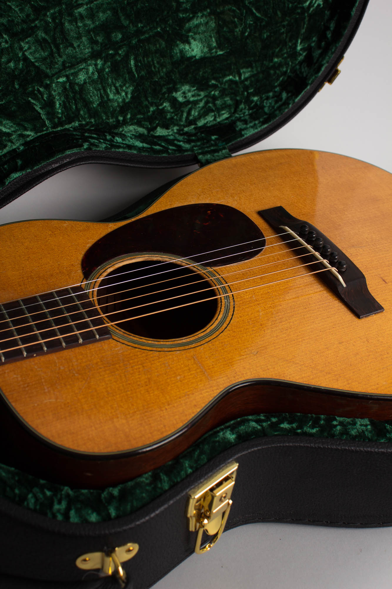 C. F. Martin 0-18 Flat Top Acoustic Guitar (1949)