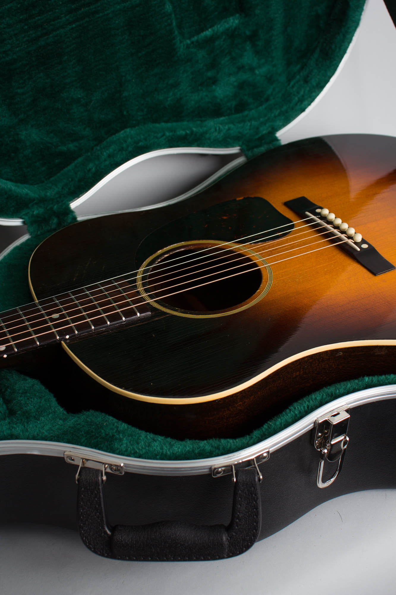 Gibson J-45 Banner Acoustic Guitar (1943)